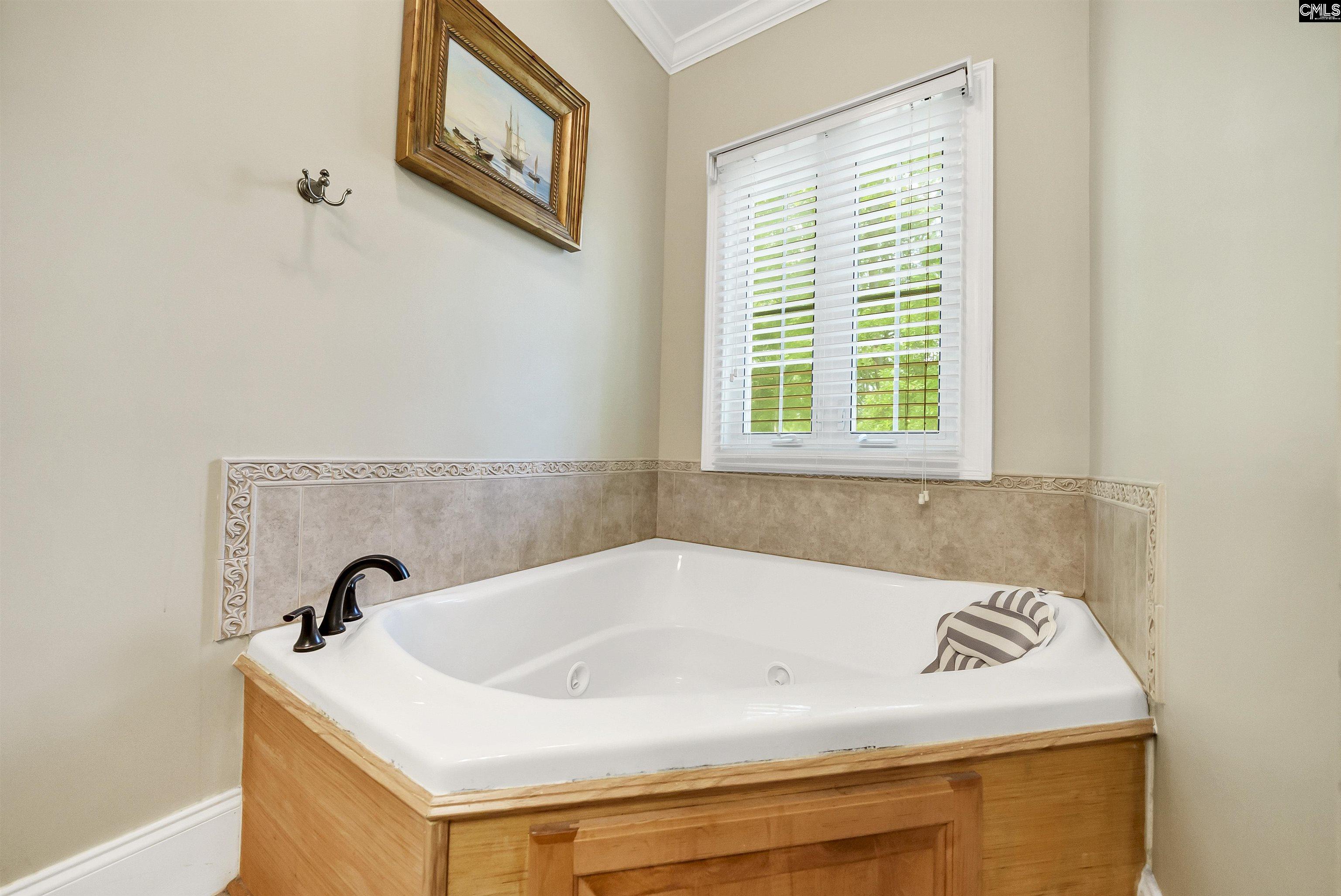 124 Woodside Road Lexington, SC 29072