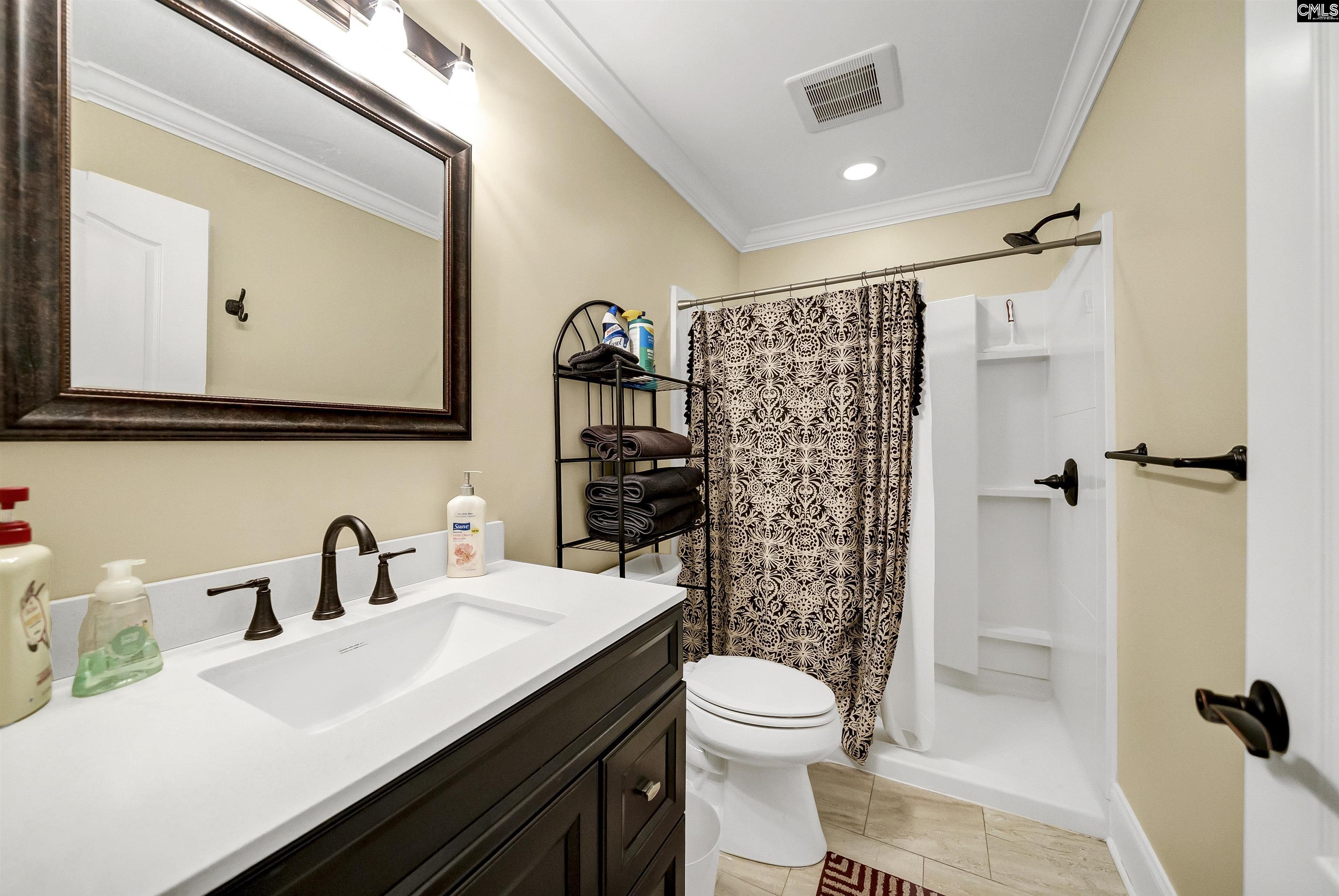 124 Woodside Road Lexington, SC 29072