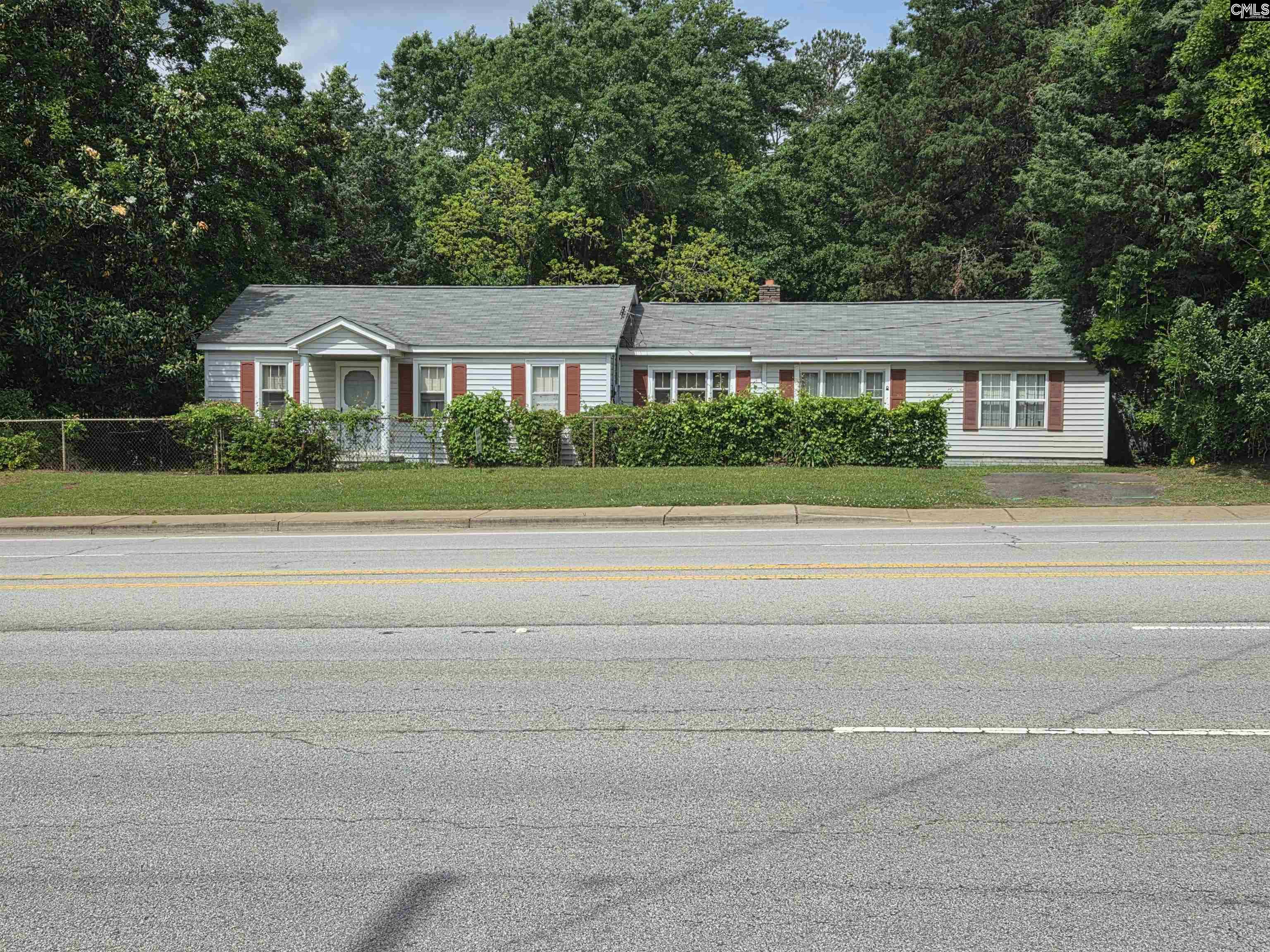 1539 N Lake Drive Lexington, SC 29072