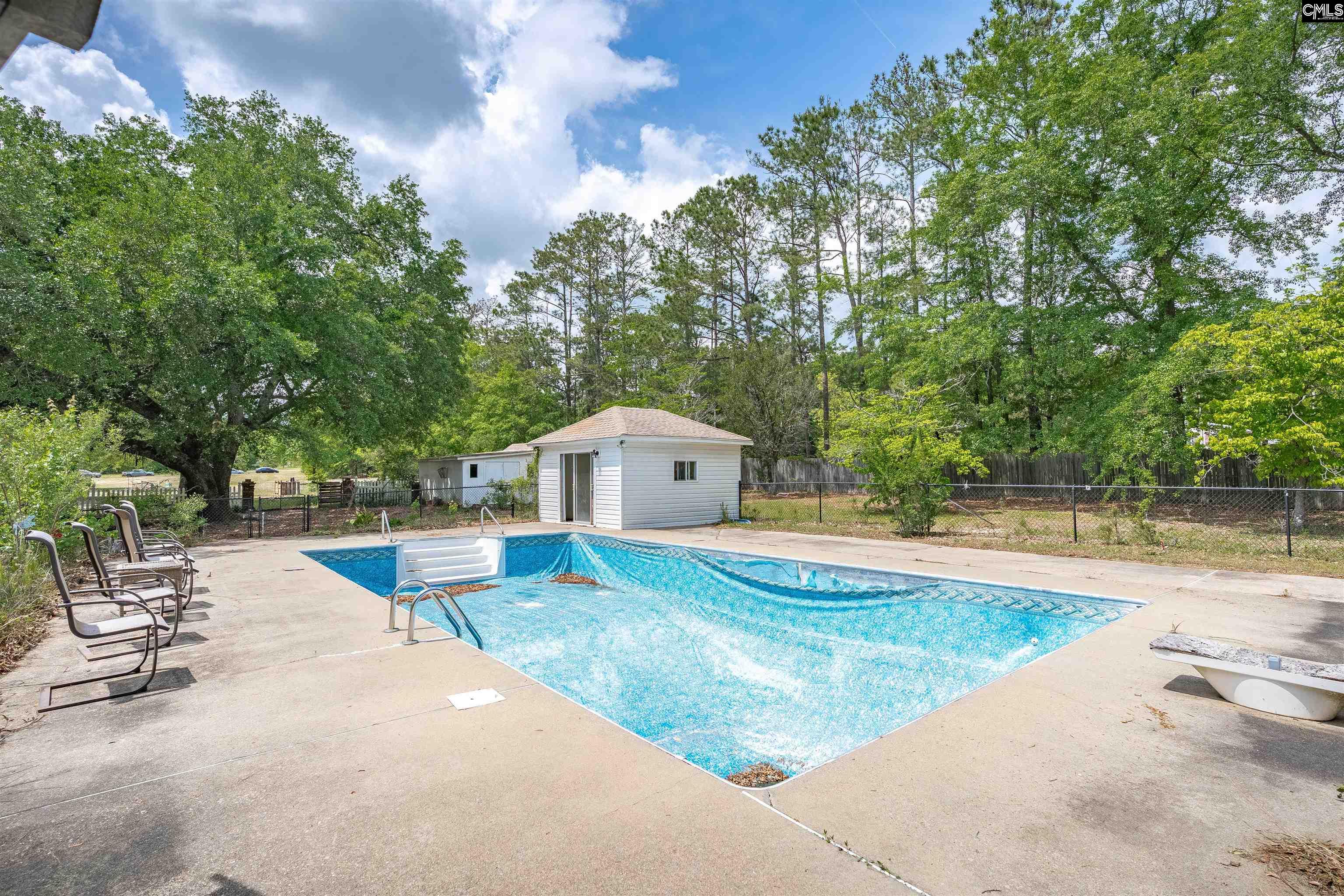 1224 Rl Coward Road Hopkins, SC 29061