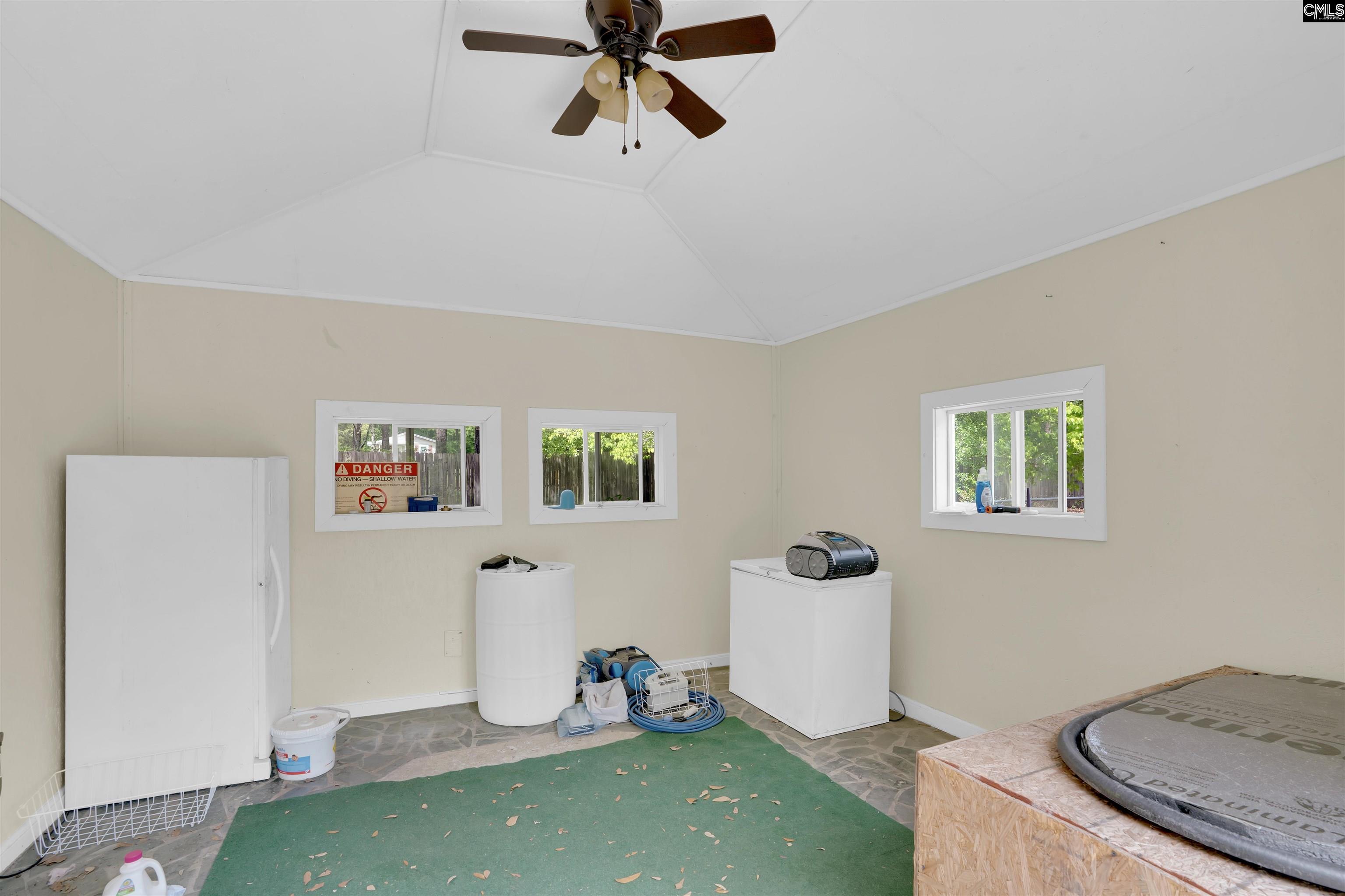 1224 Rl Coward Road Hopkins, SC 29061