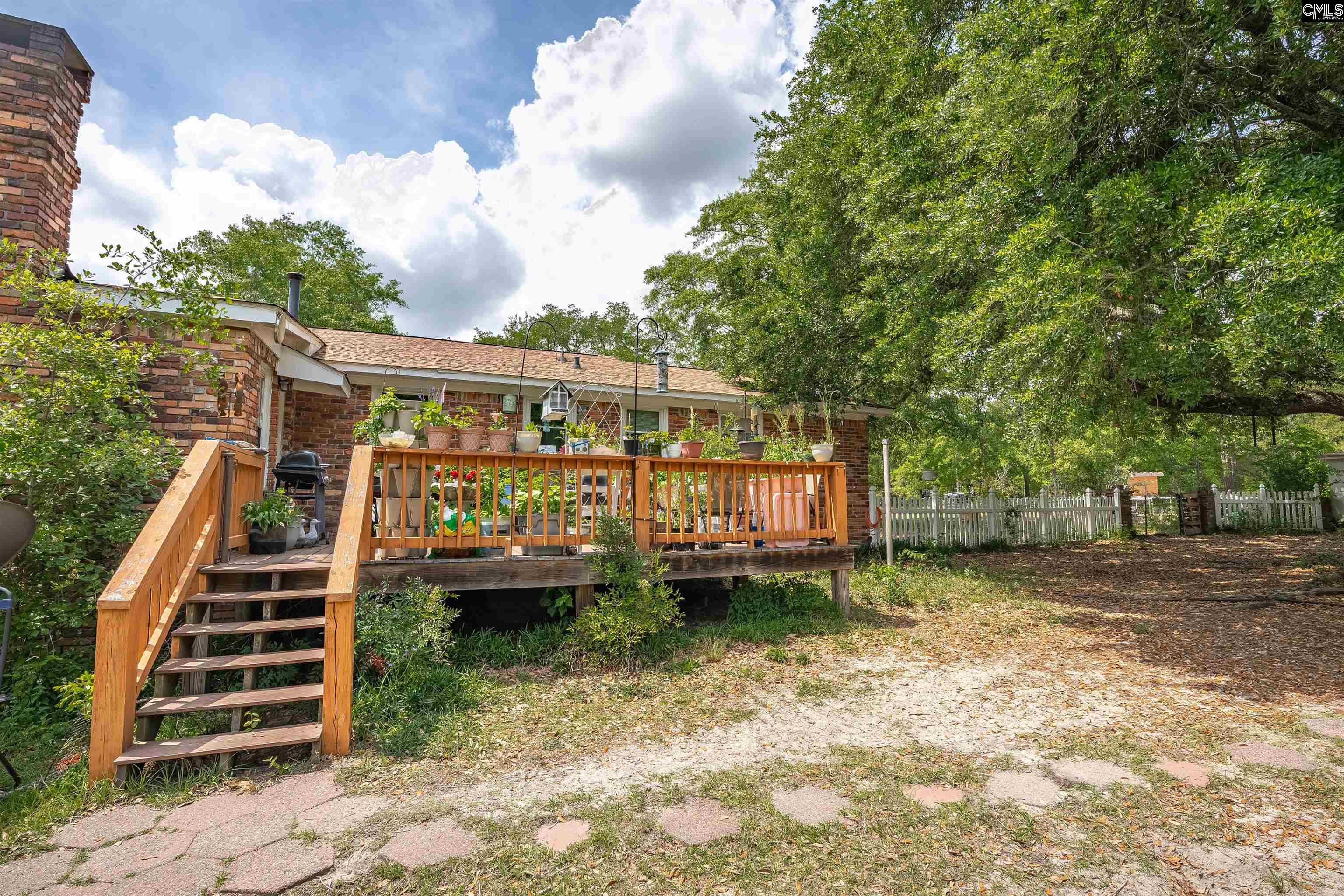 1224 Rl Coward Road Hopkins, SC 29061