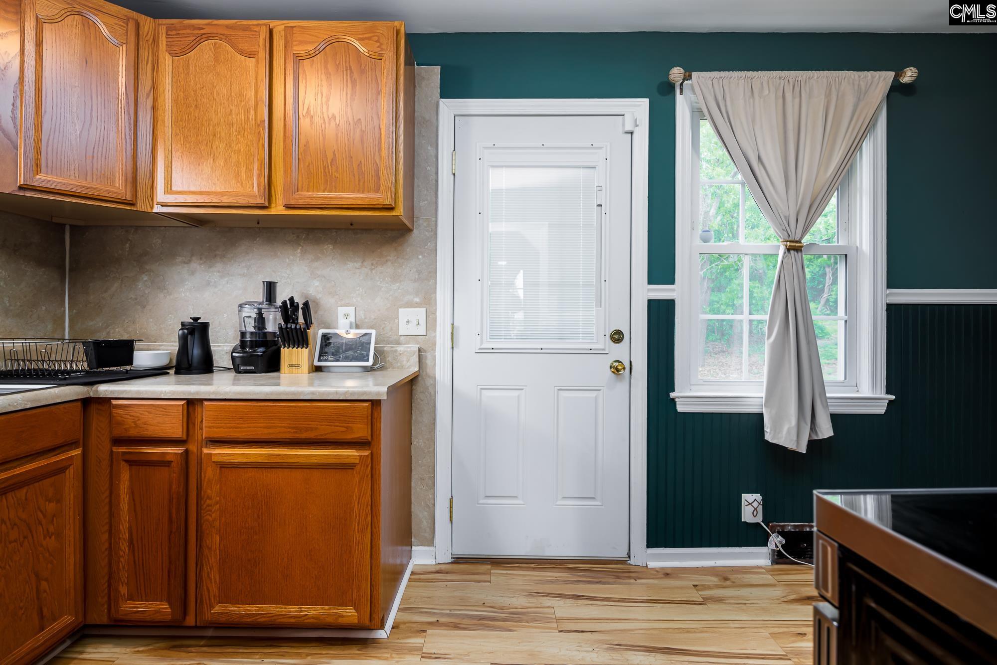 1817 Roof Street Columbia, SC 29223