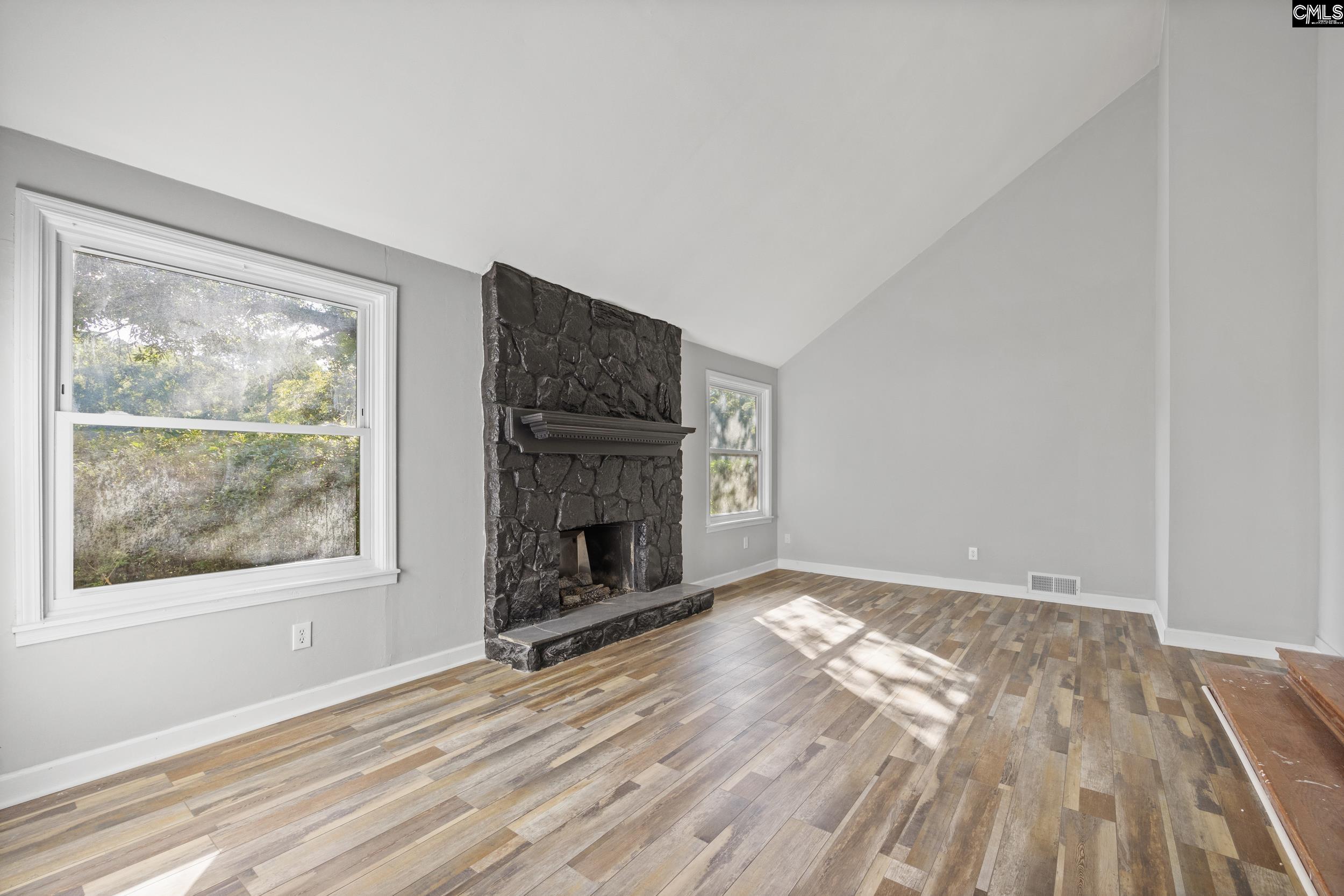 Wood burning Fireplace!
