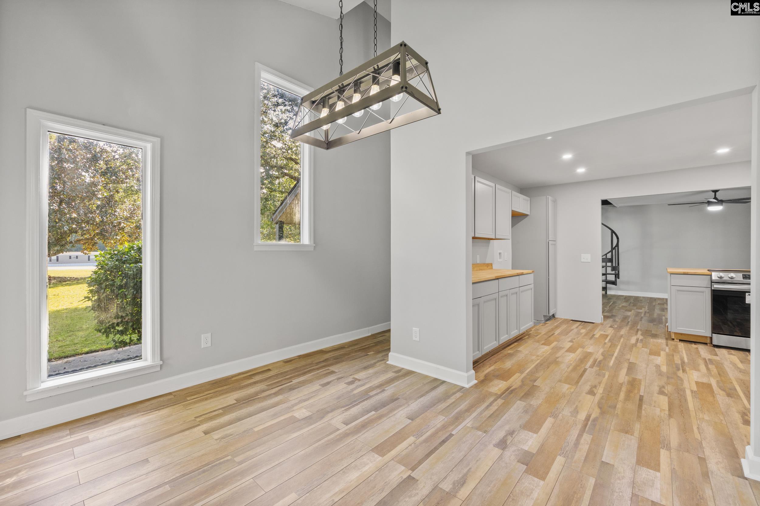 Looking back into the Kitchen