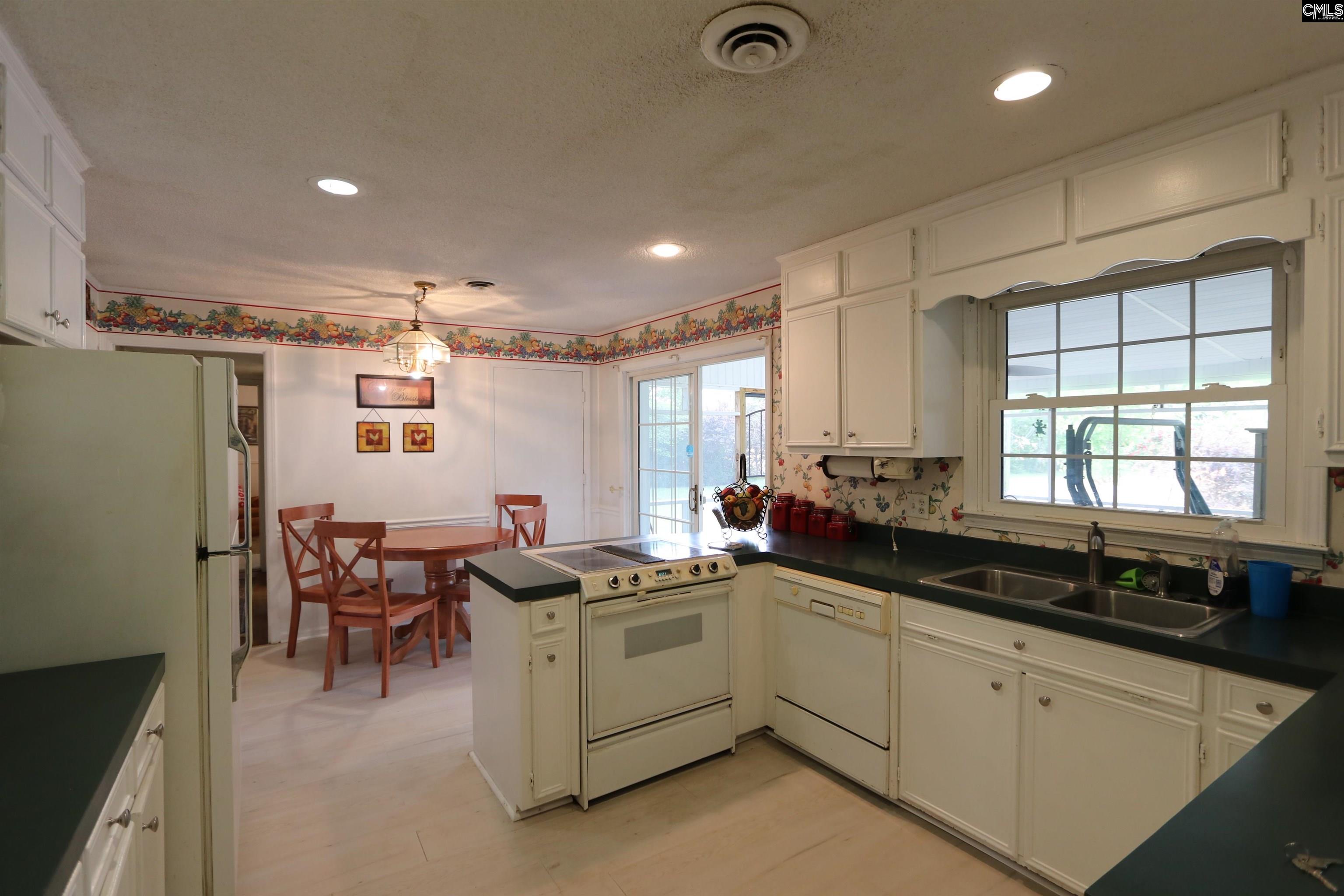 661 Welch Road, Timmonsville, South Carolina image 4