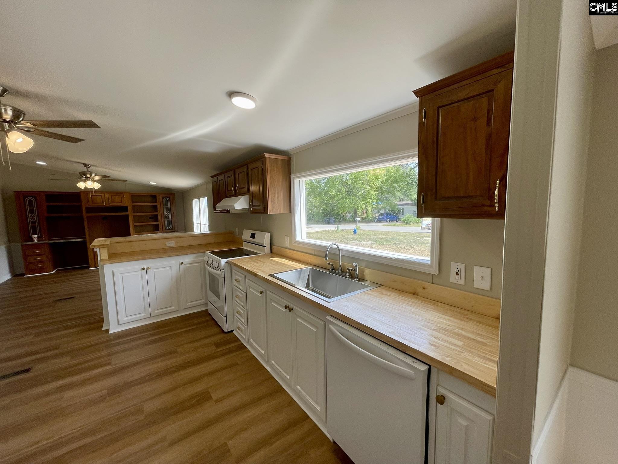 228 Maplewood Drive Lexington, SC 29073-7396