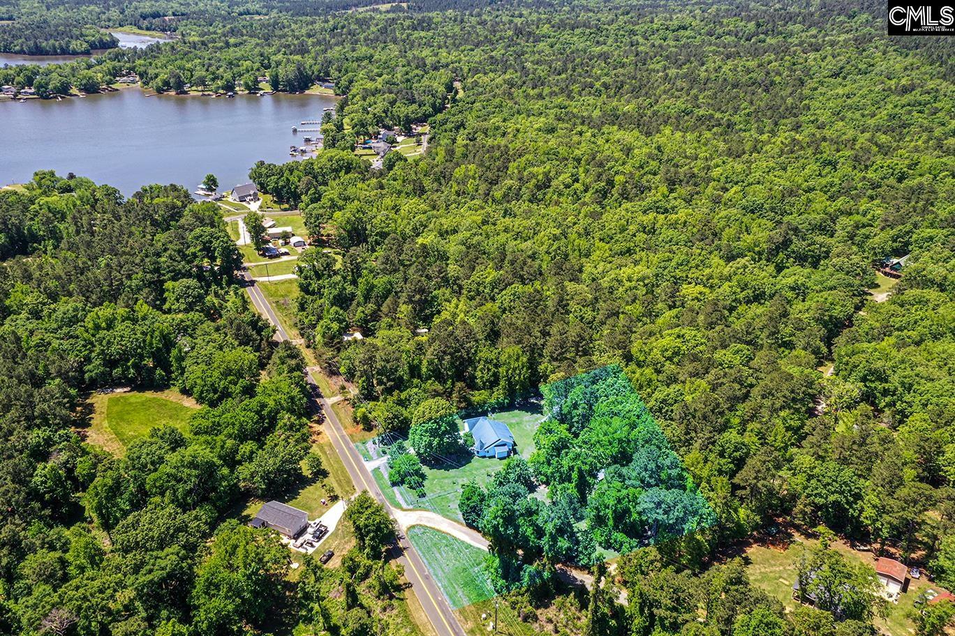 898 Wateree Estates Road Winnsboro, SC 29180