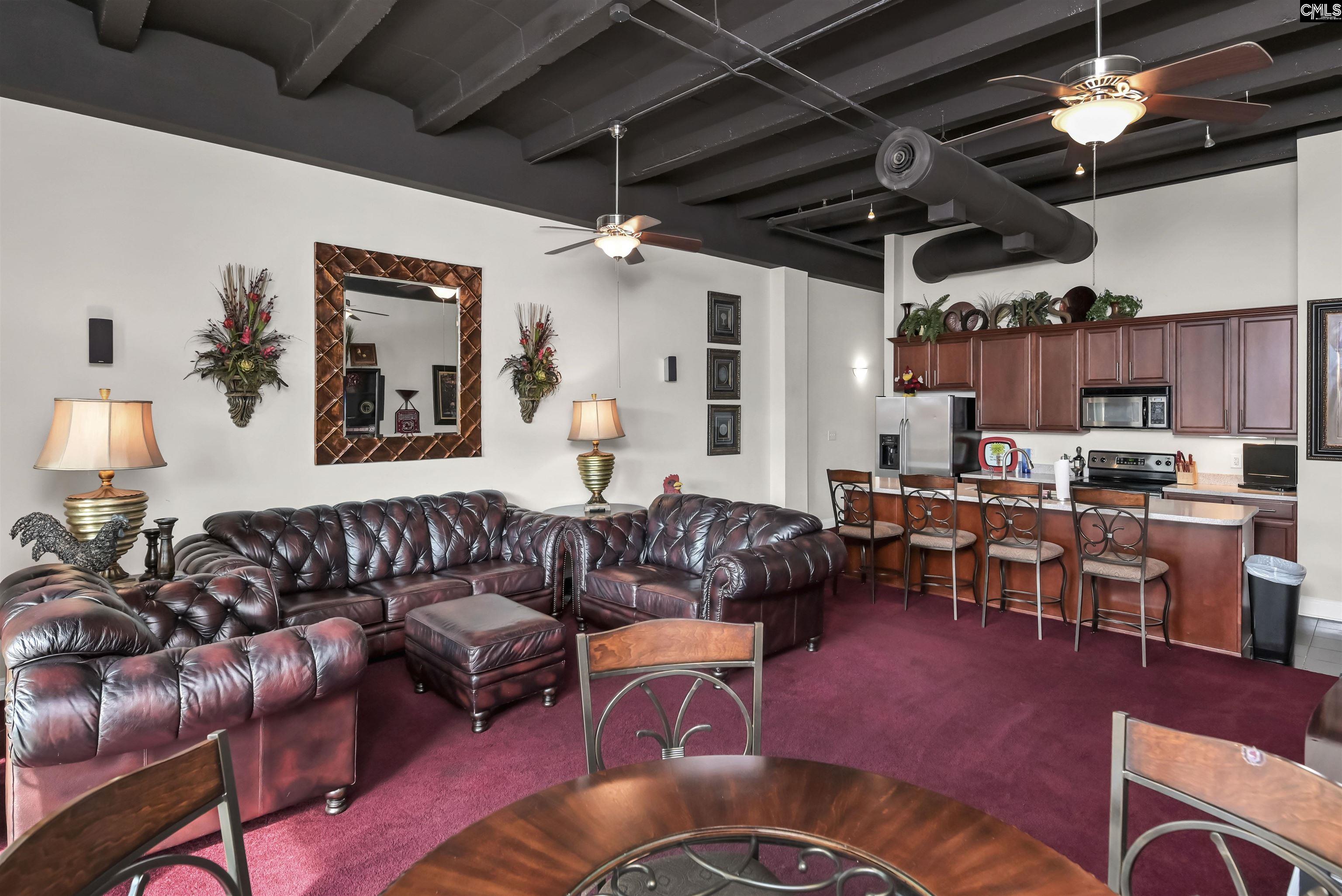 Entrance with spacious open area