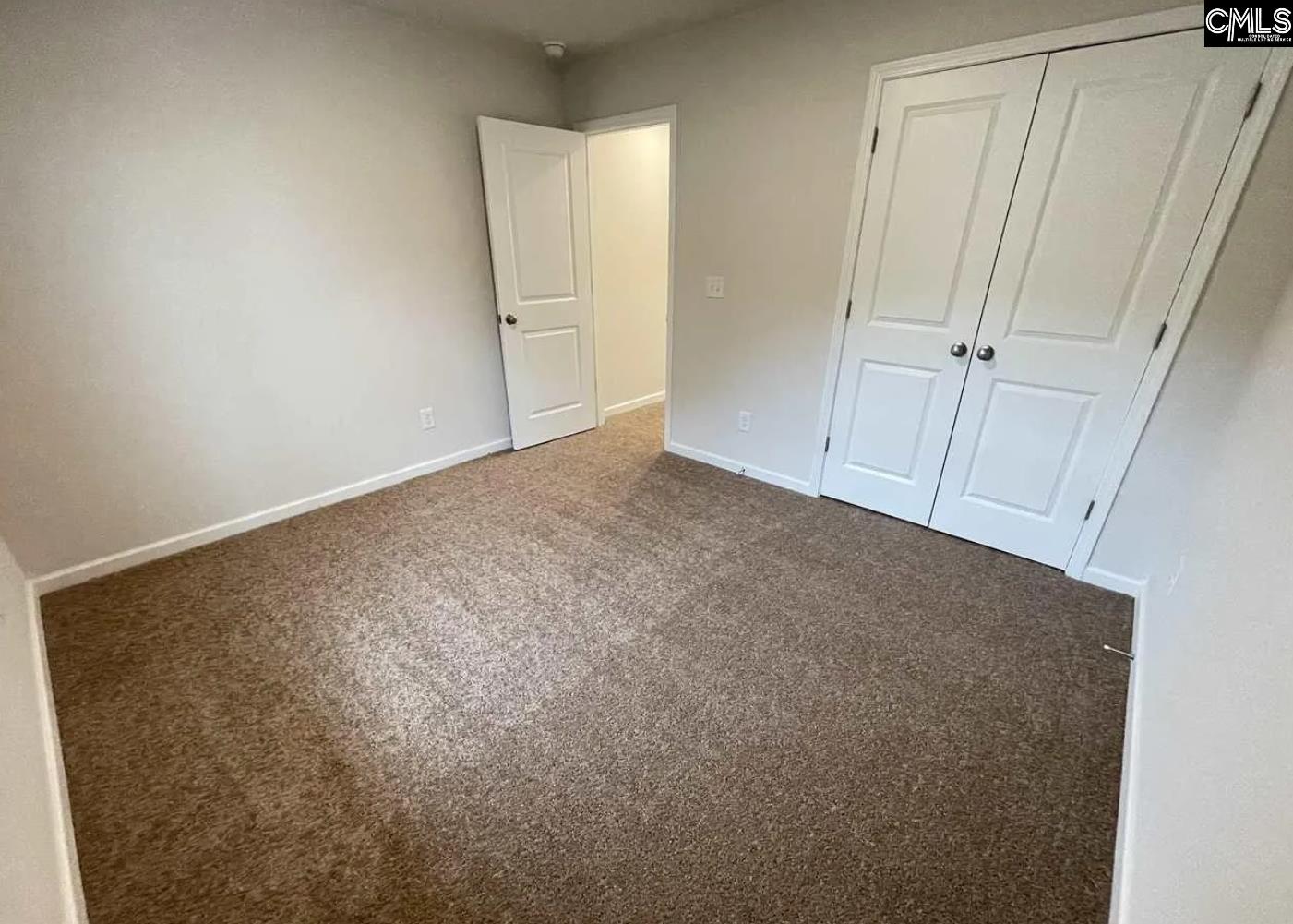 PHOTOS DO NOT REPRESENT EXACT COLORS OR OPTIONS
