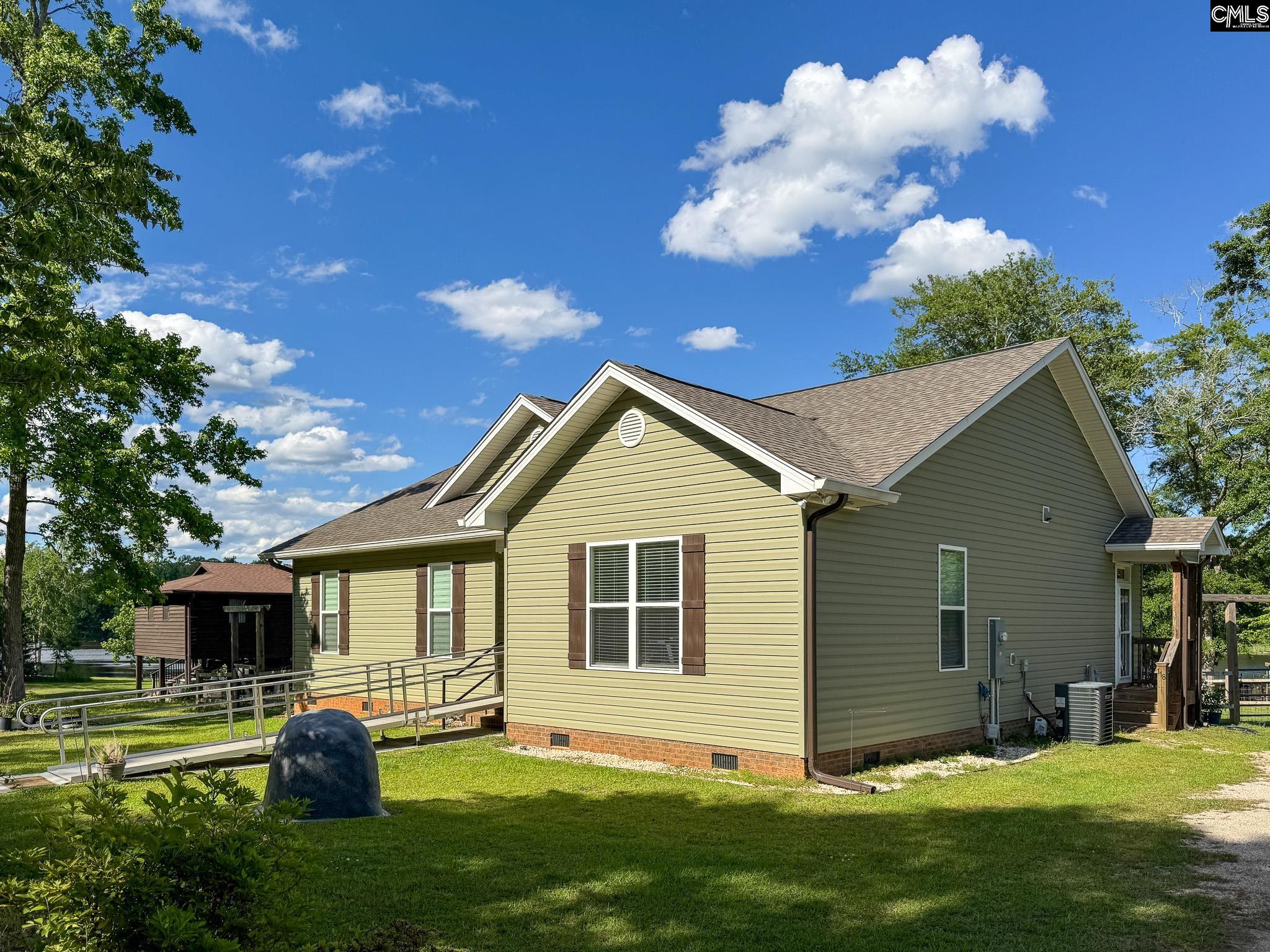 118 Bat Drive, Saluda, South Carolina image 2