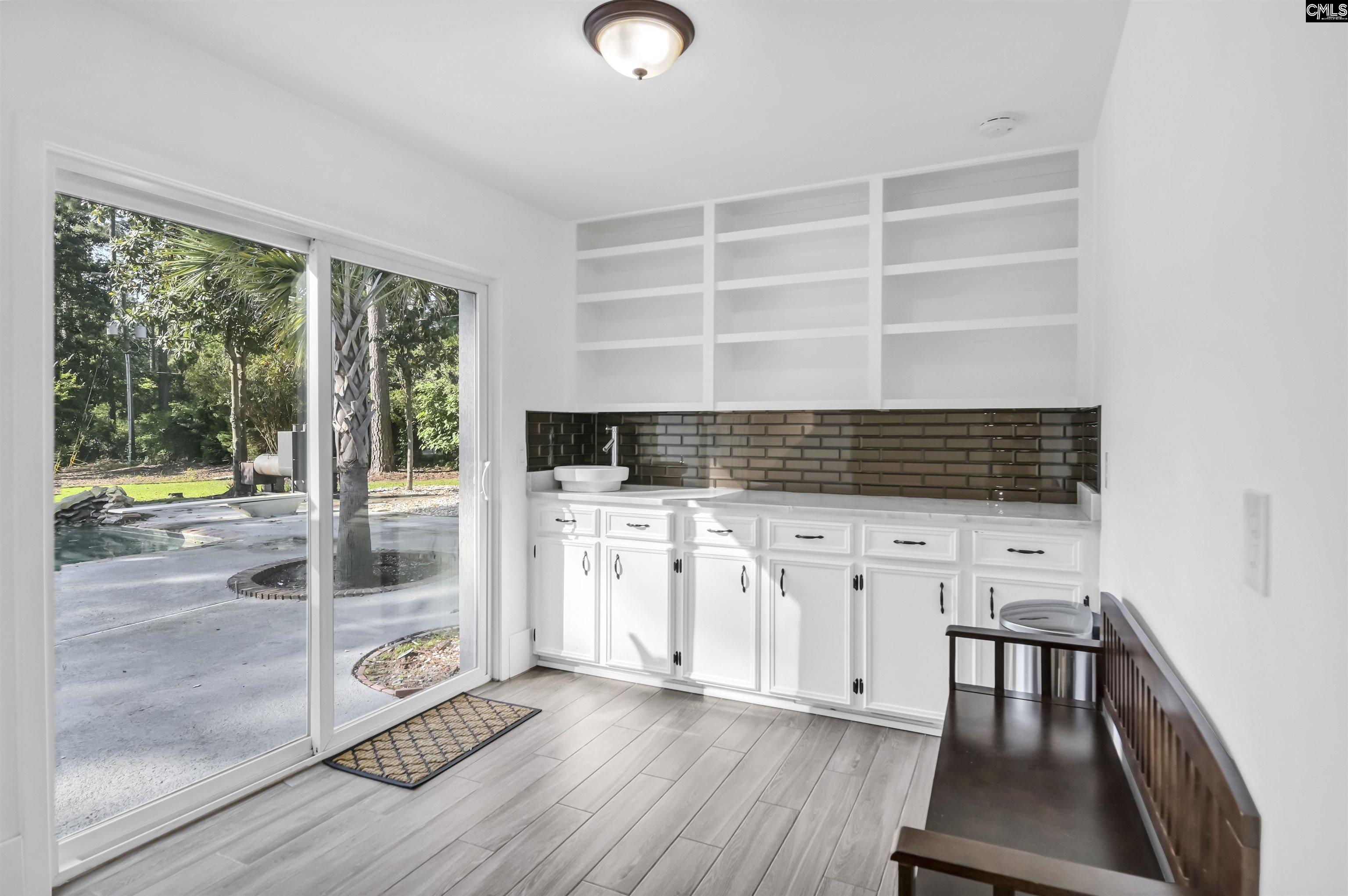 15 Glenlake Road Columbia, SC 29223