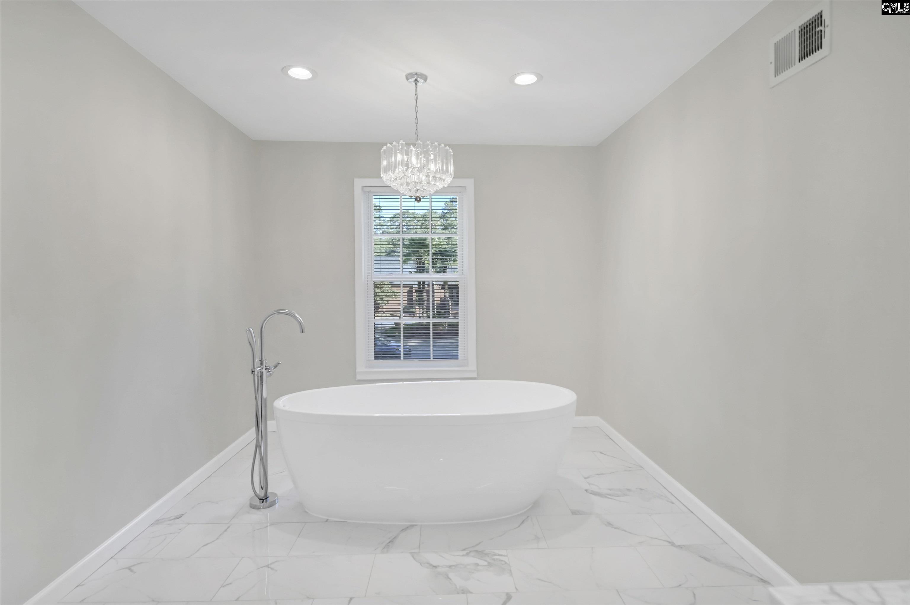 15 Glenlake Road Columbia, SC 29223
