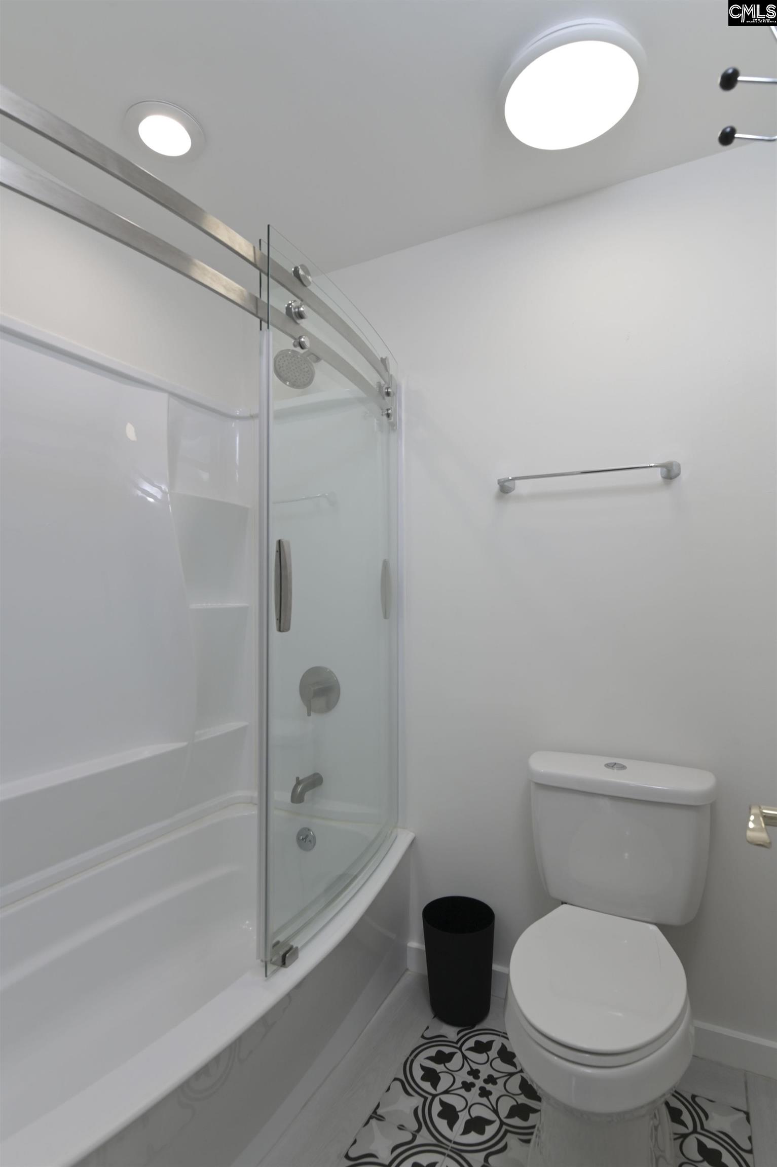 15 Glenlake Road Columbia, SC 29223
