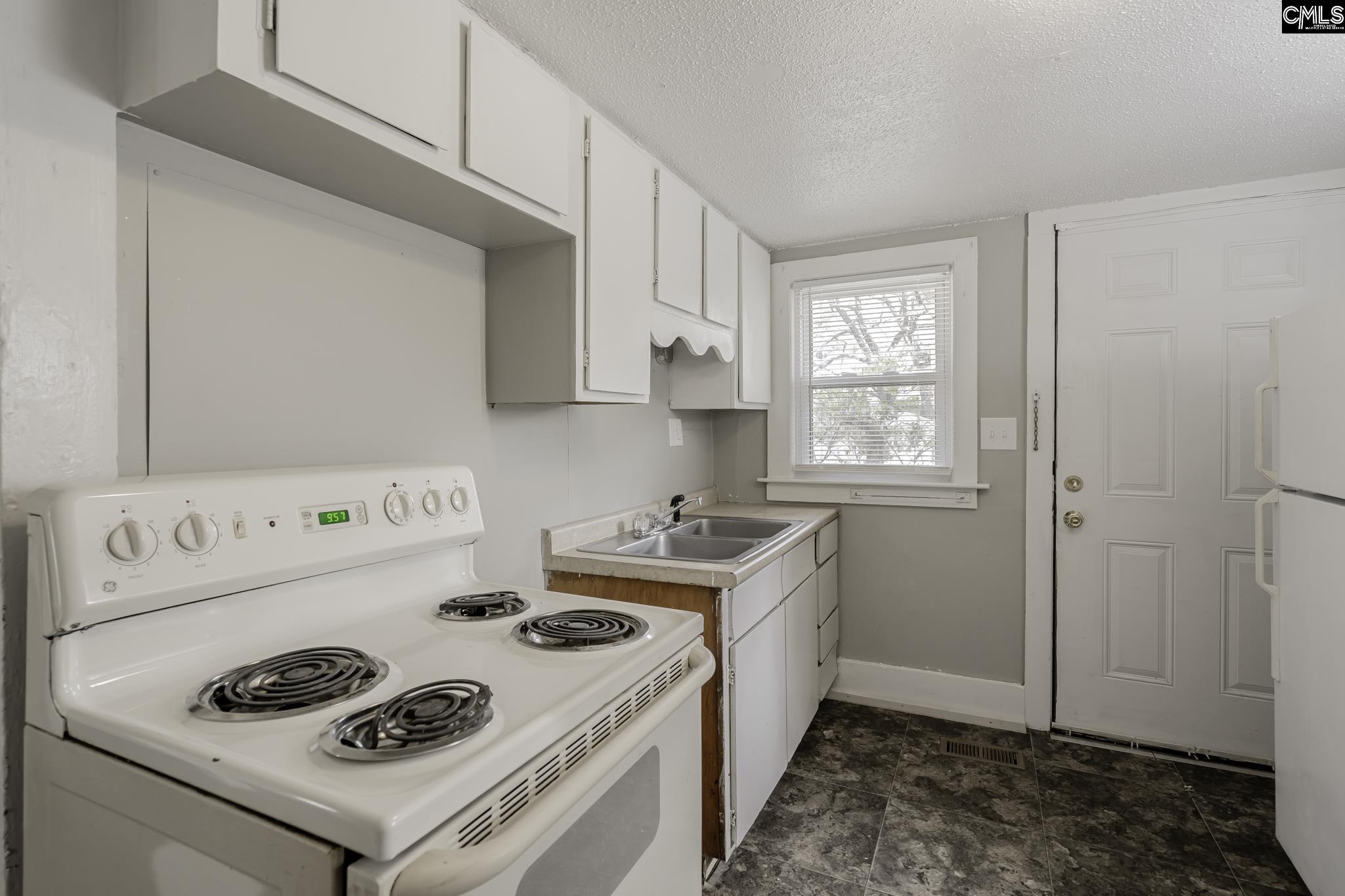 630 Oakland Avenue Columbia, SC 29203