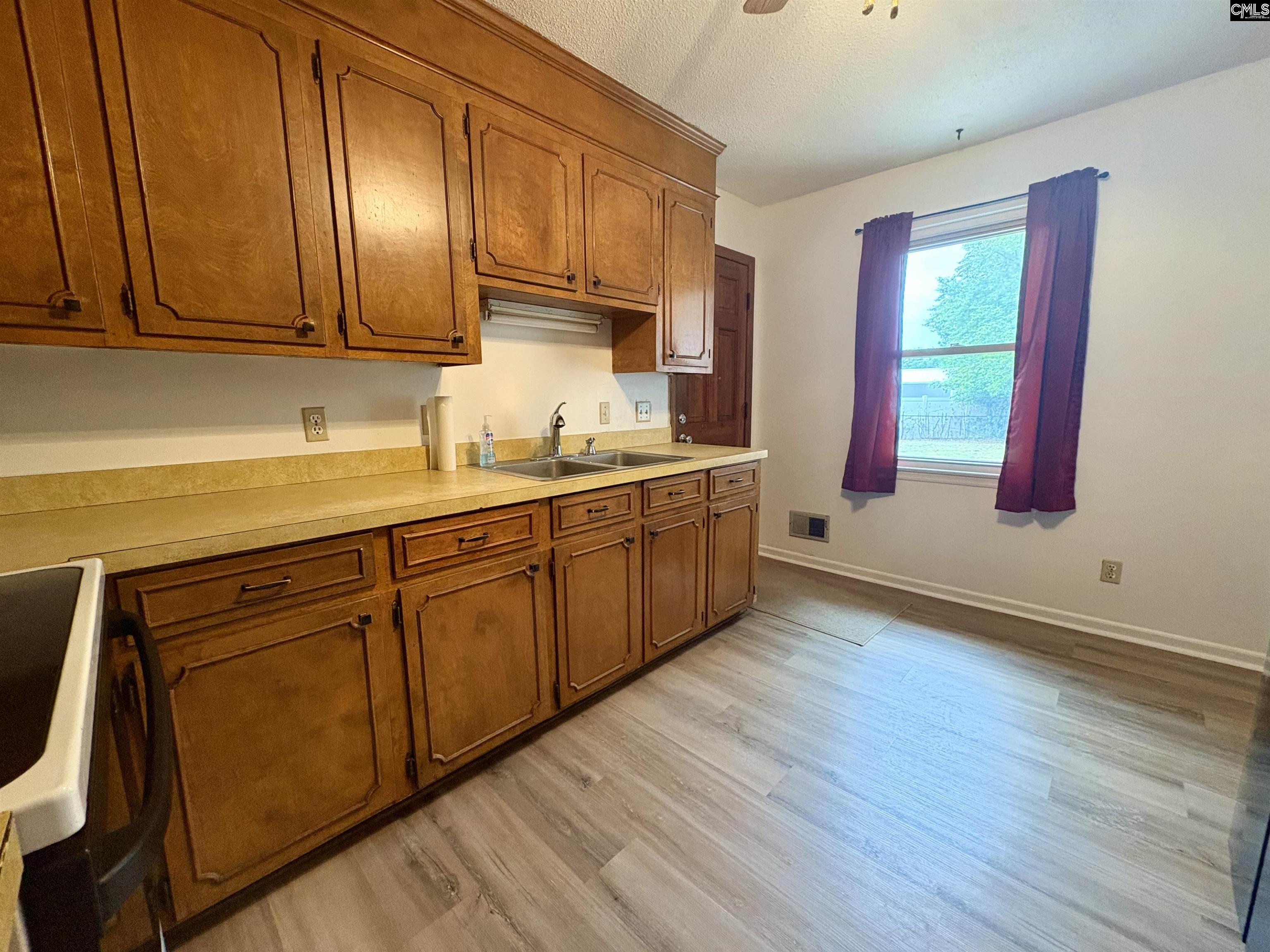 930 Laurel Road, Lexington, South Carolina image 6