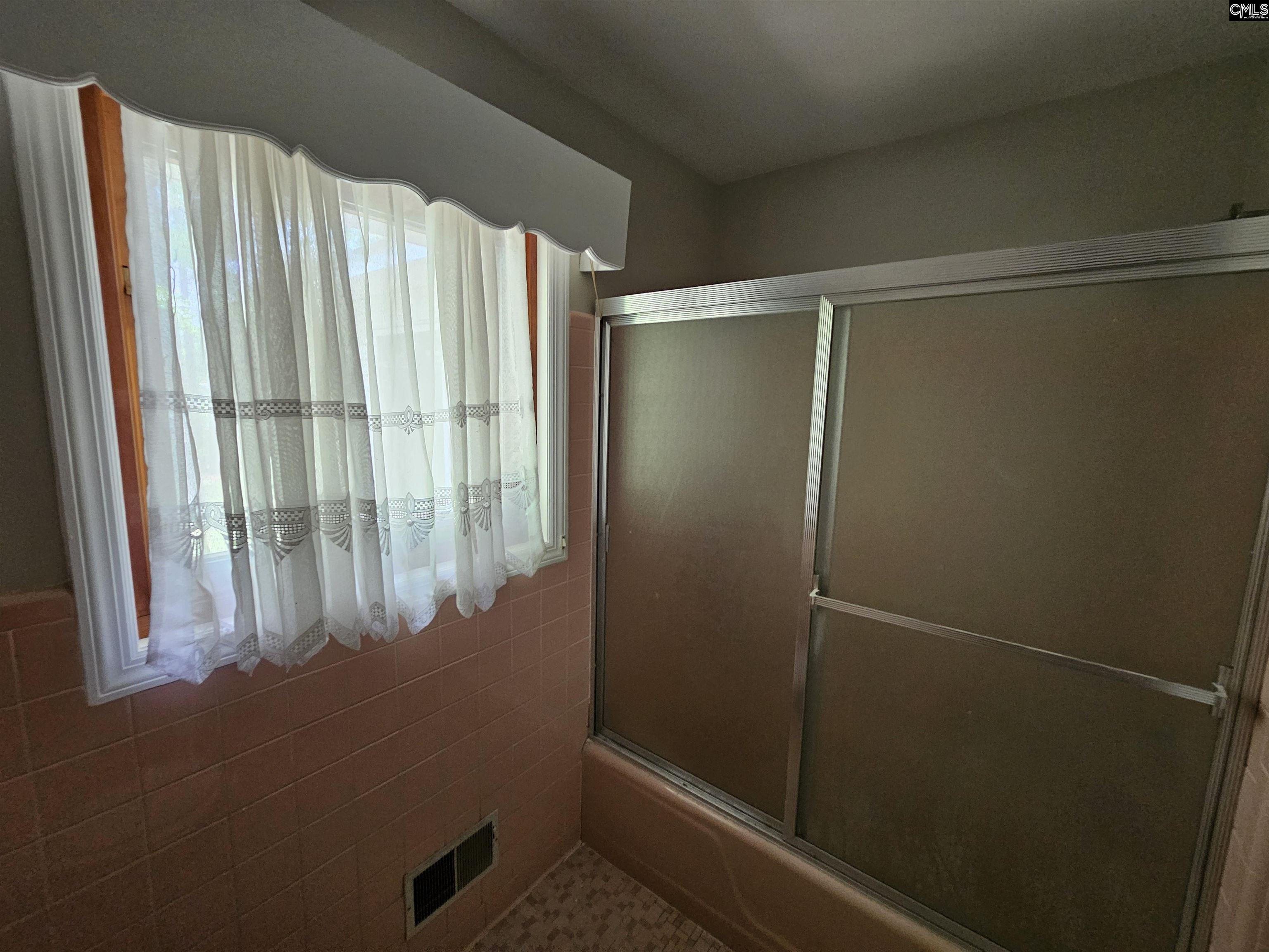 219 Tram Road Columbia, SC 29210