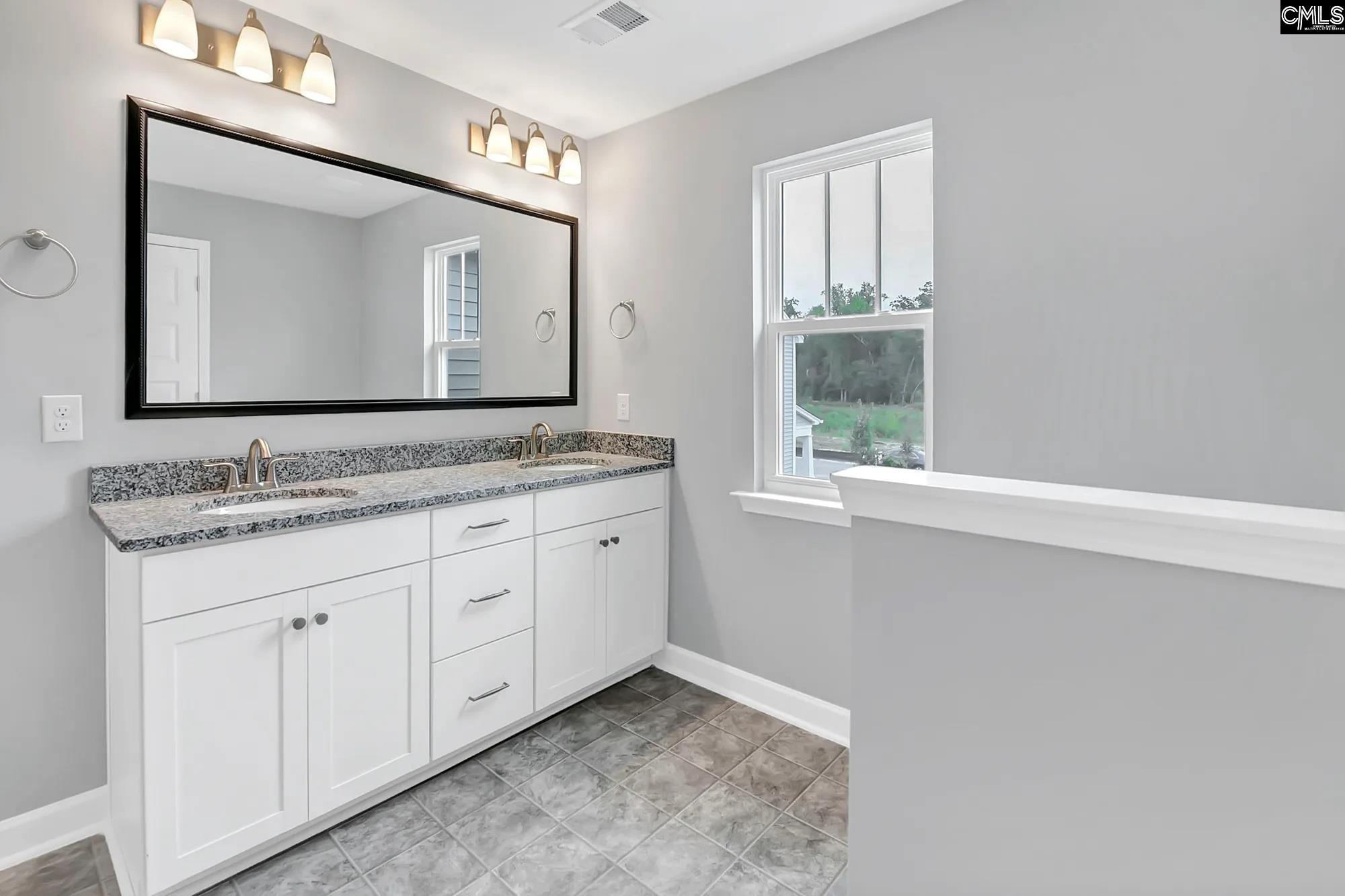 1526 Loose Leaf Lane Blythewood, SC 29016