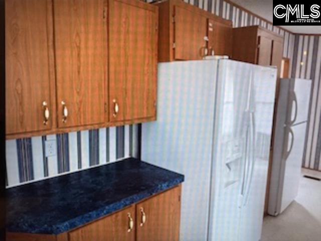 Kitchen wooden cabinets 2 refrigerator/freezers
