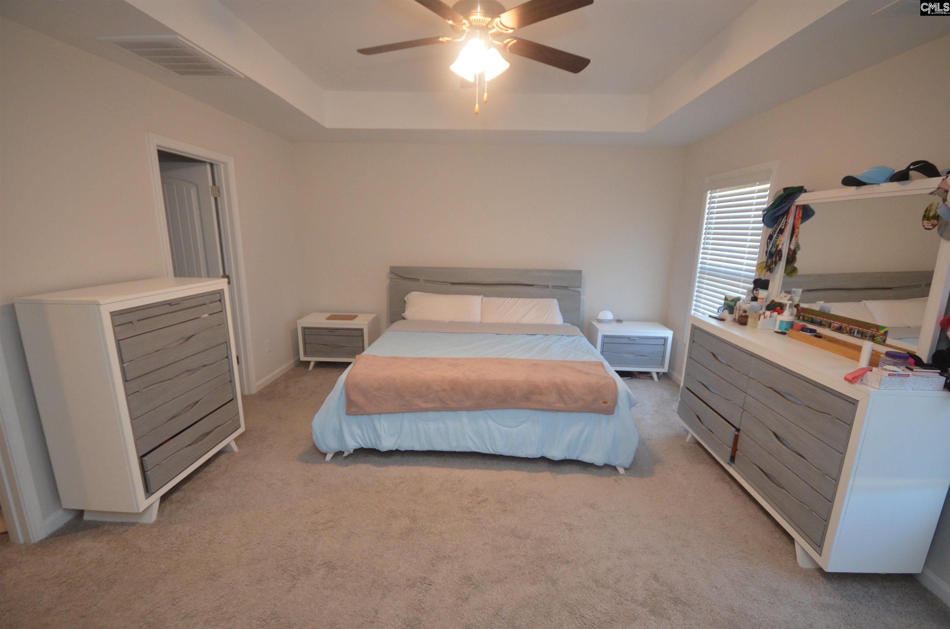 His/ Hers Walk IN Closets