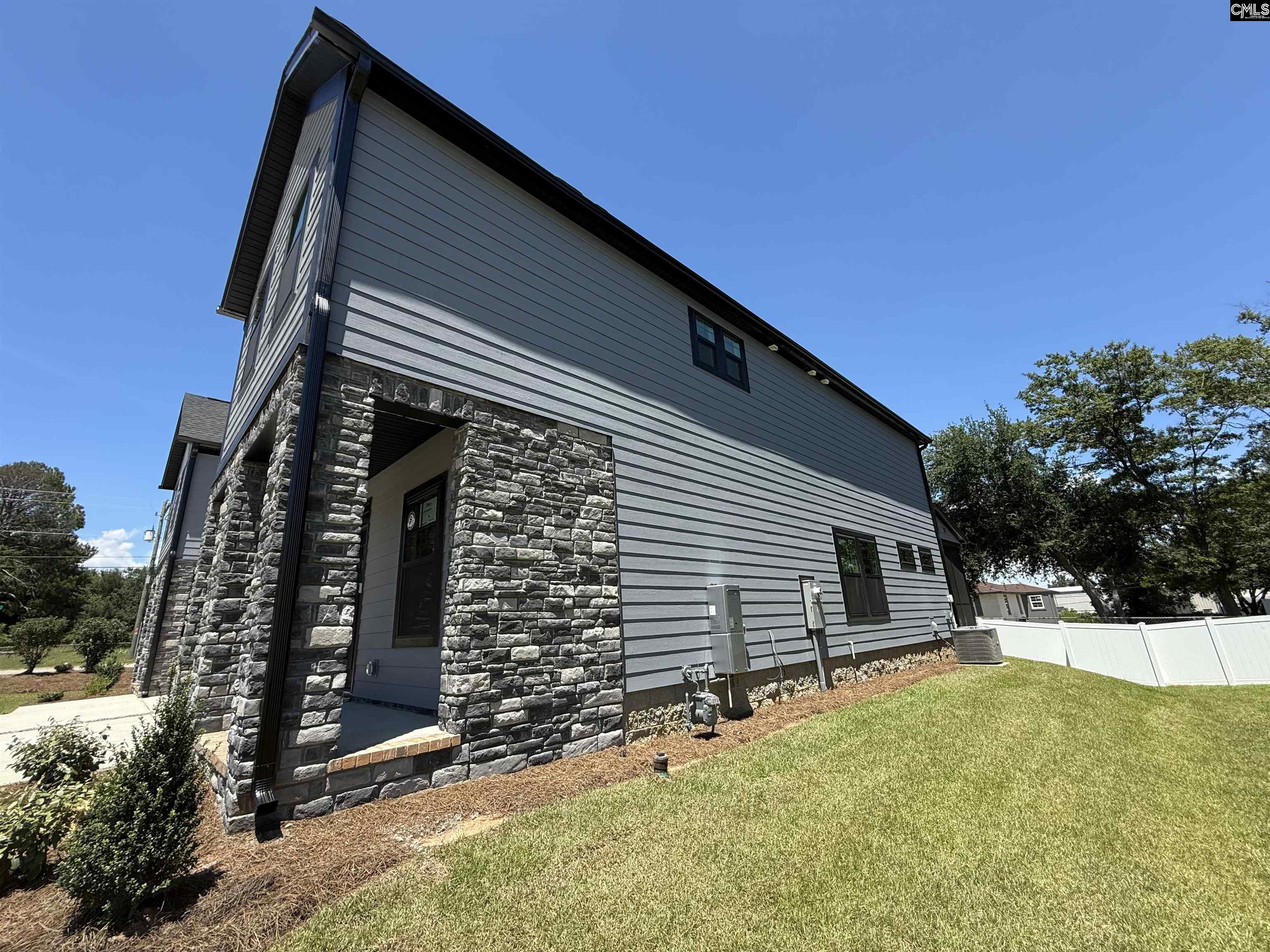 105 Odell Drive Cayce, SC 29033