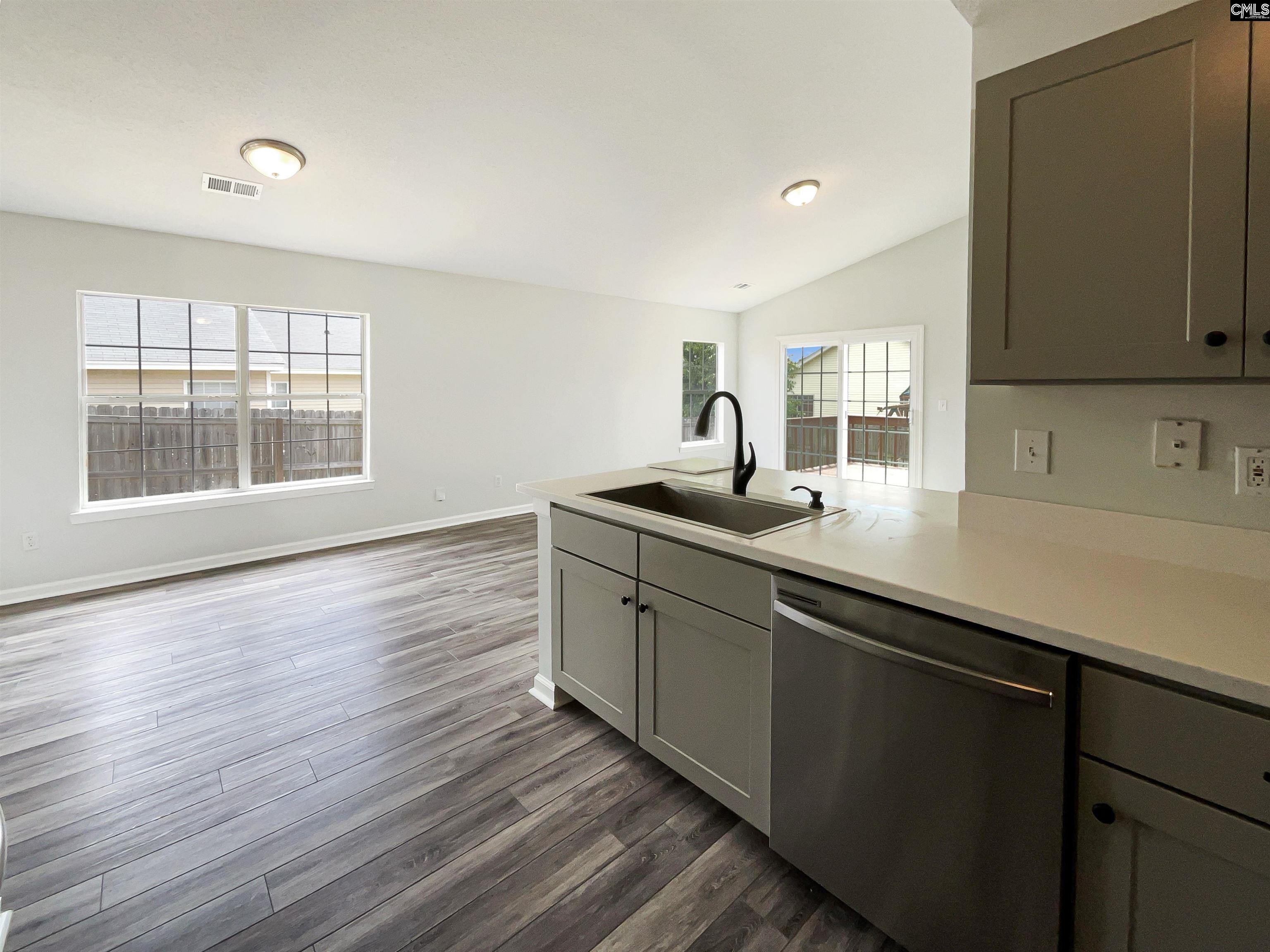 8 Brushwood Court Columbia, SC 29229