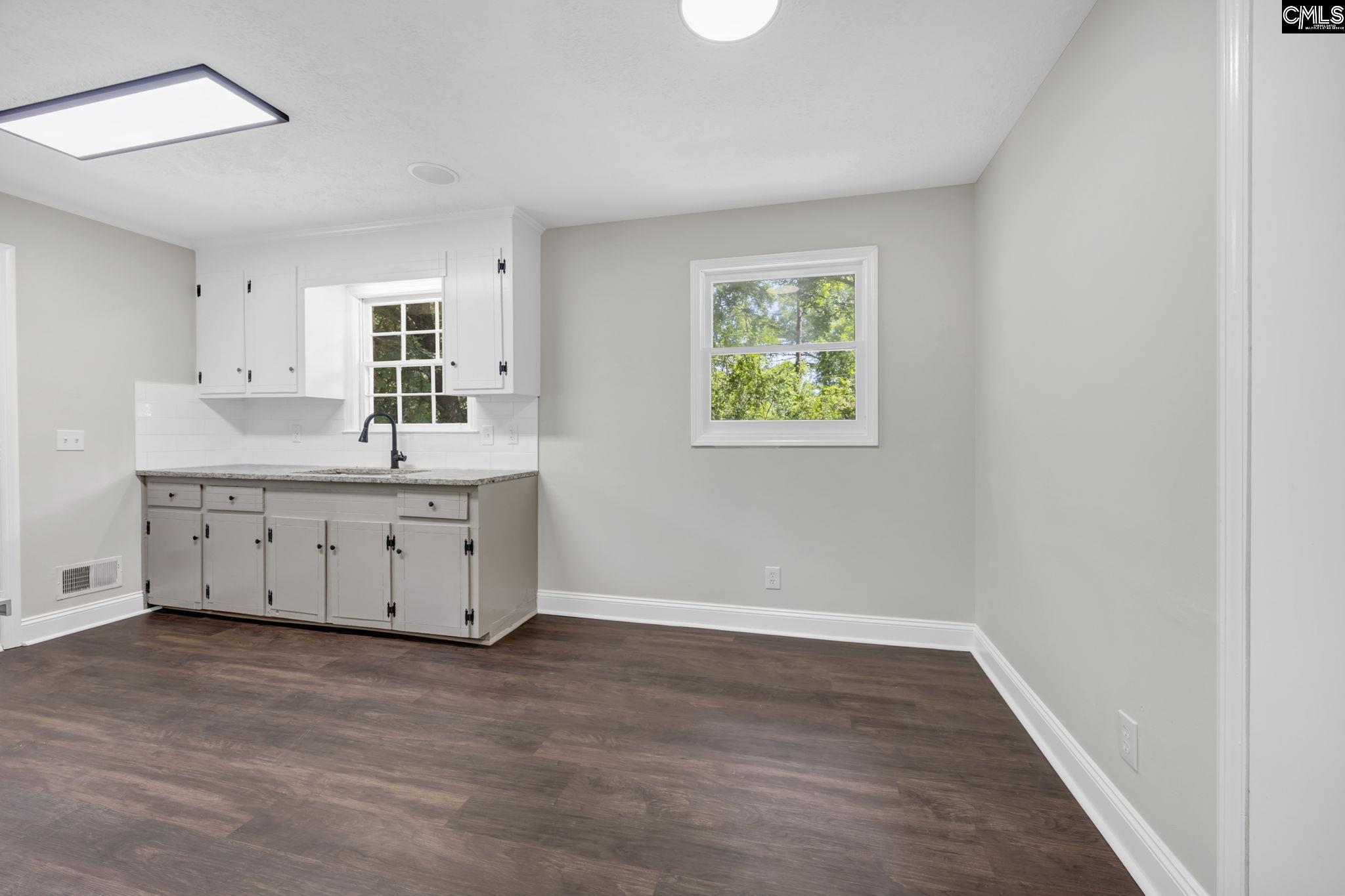 3716 Lee Hills Drive Columbia, SC 29209