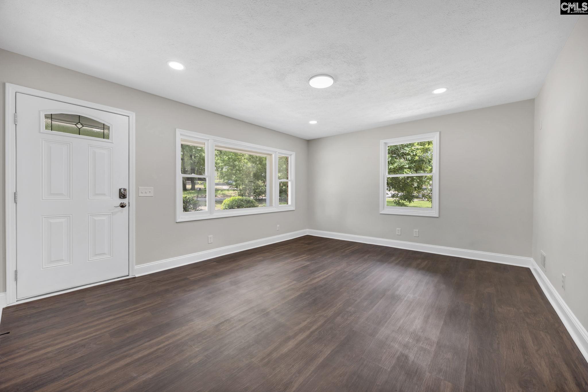 3716 Lee Hills Drive Columbia, SC 29209