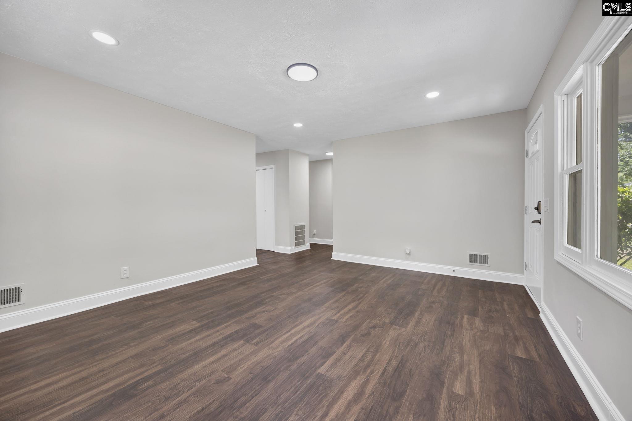 3716 Lee Hills Drive Columbia, SC 29209