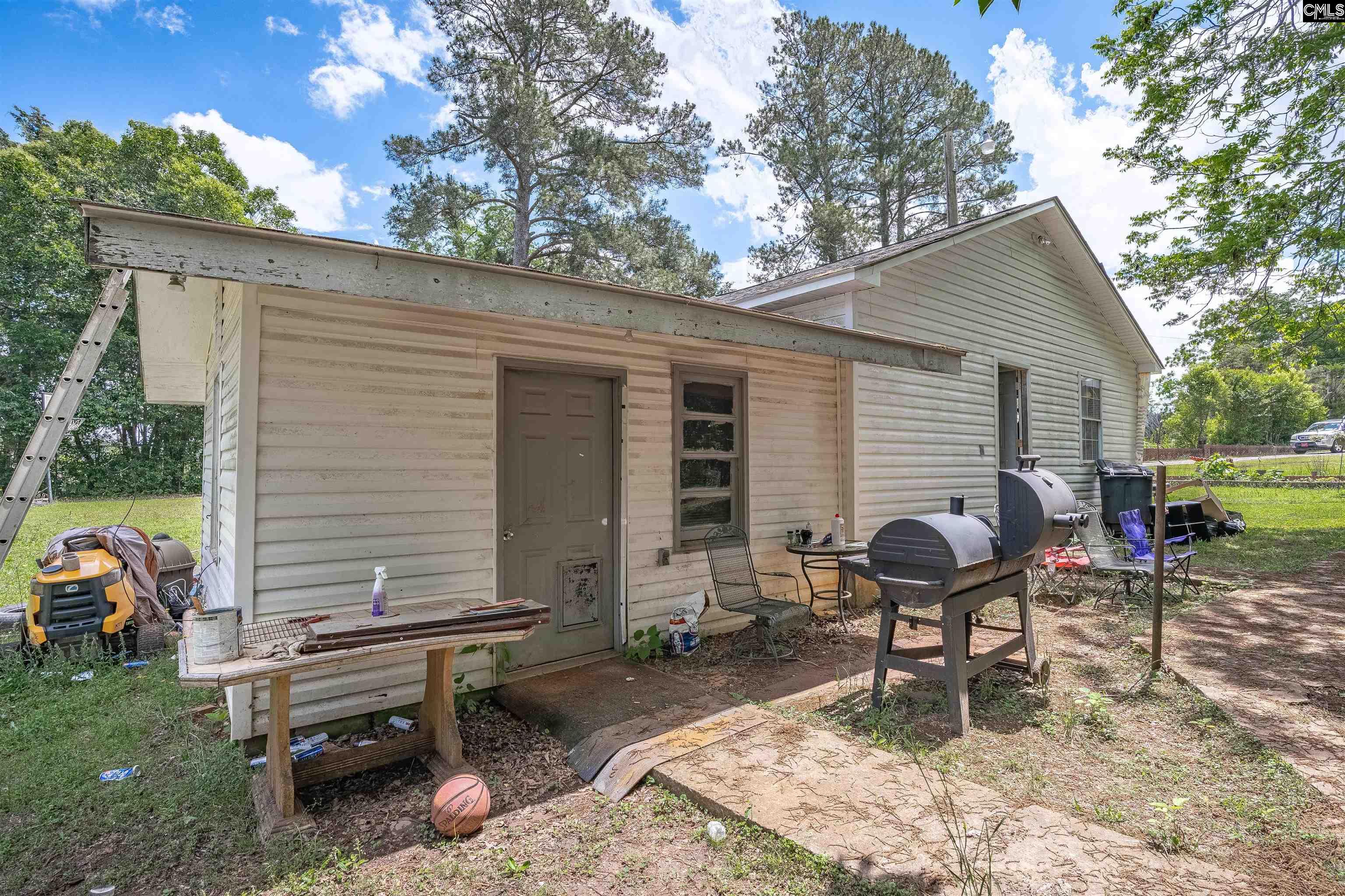 64 Robinson Avenue Winnsboro, SC 29180