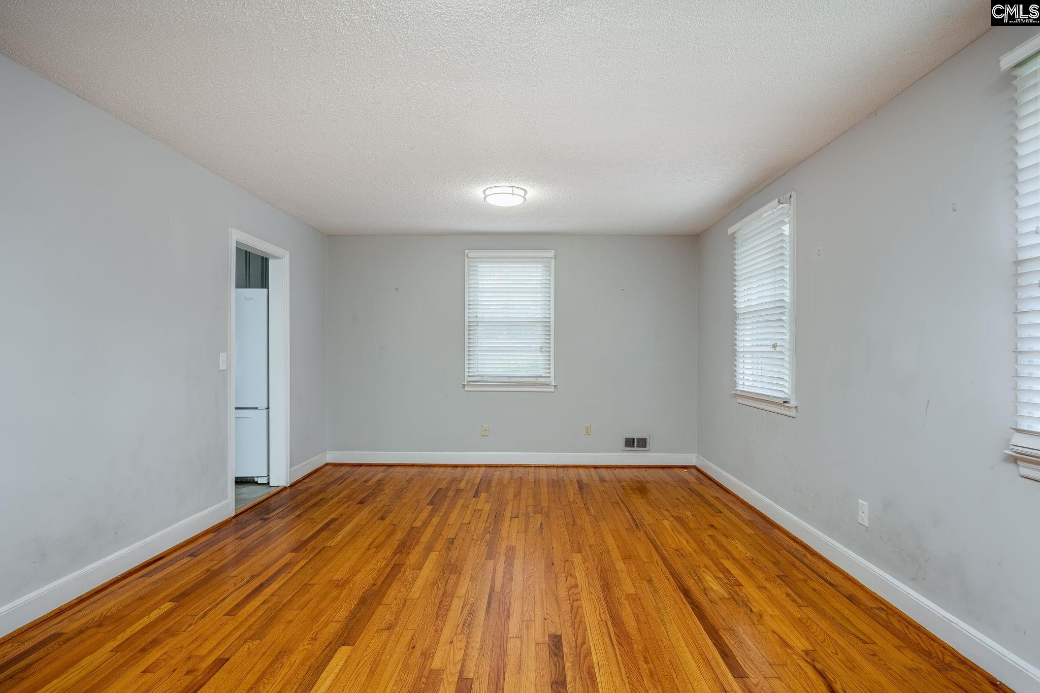 1421 Woodlawn Avenue Columbia, SC 29209-1432