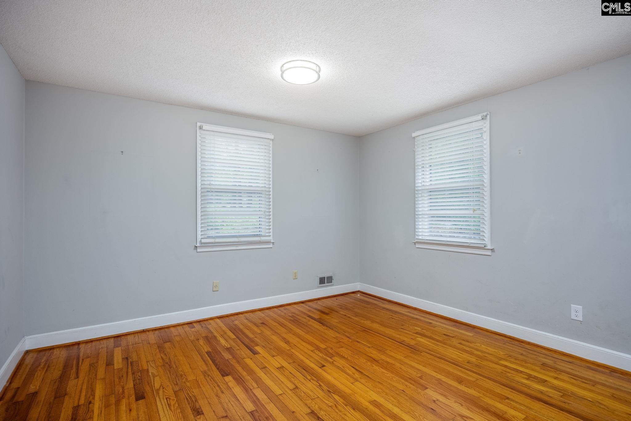 1421 Woodlawn Avenue Columbia, SC 29209-1432