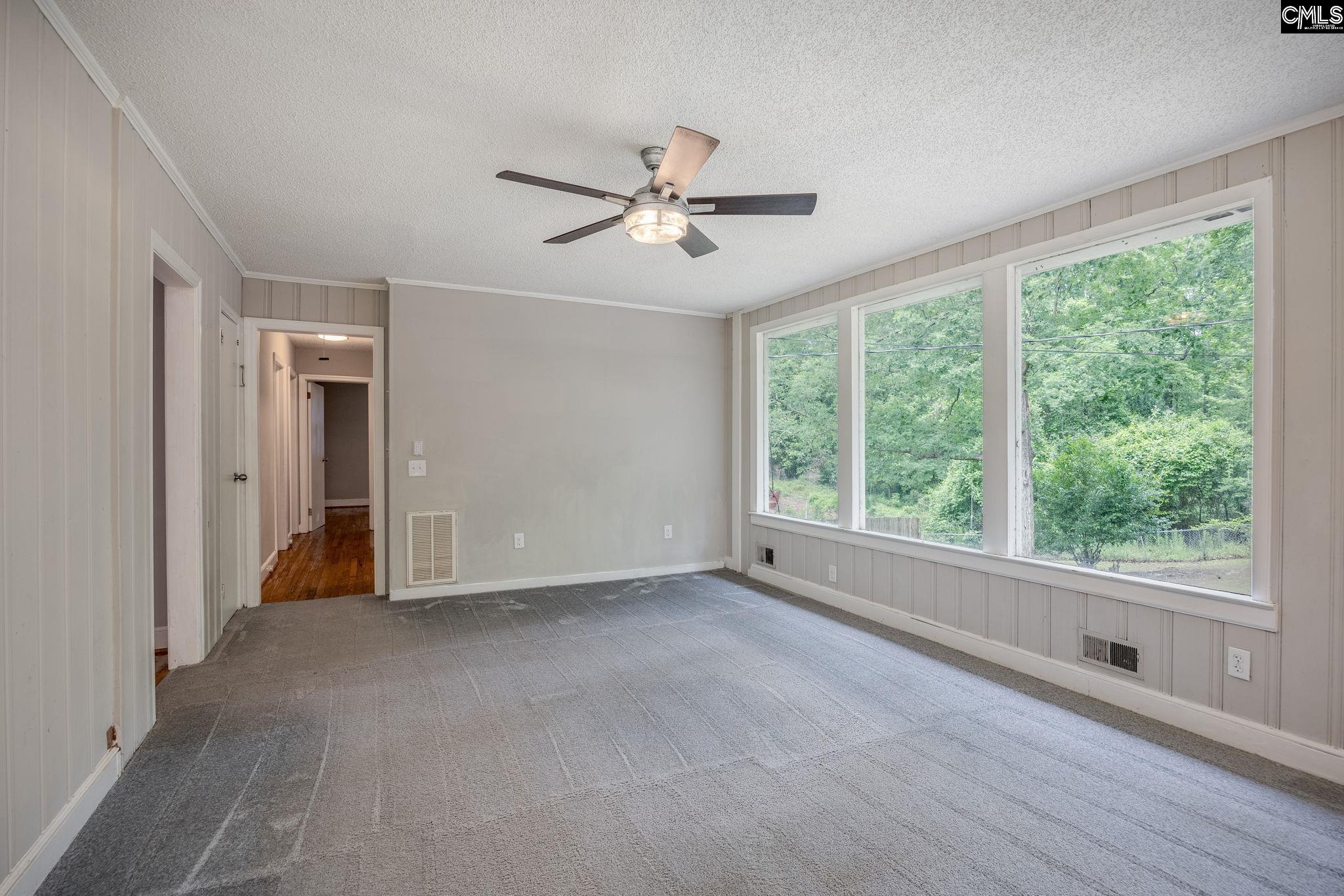 1421 Woodlawn Avenue Columbia, SC 29209-1432