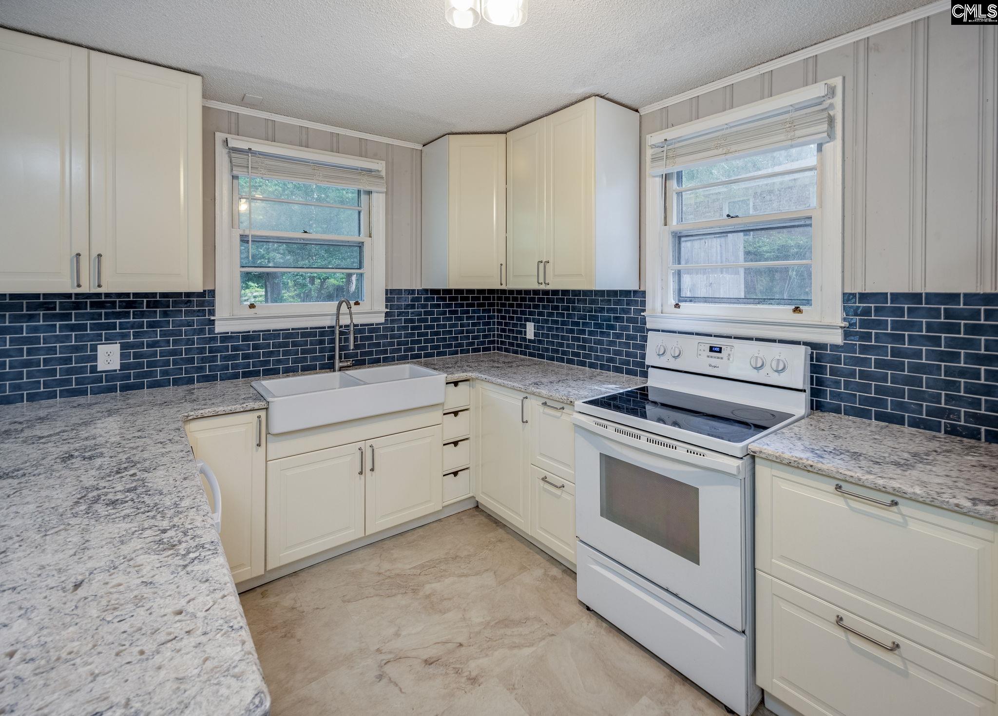 1421 Woodlawn Avenue Columbia, SC 29209-1432