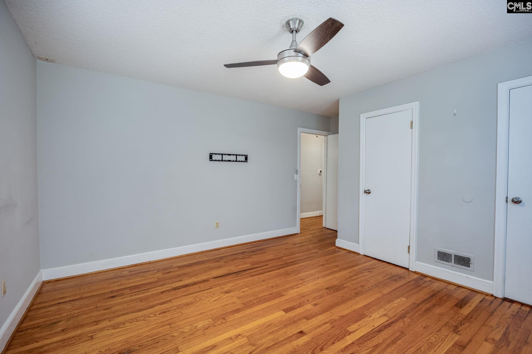 1421 Woodlawn Avenue Columbia, SC 29209-1432