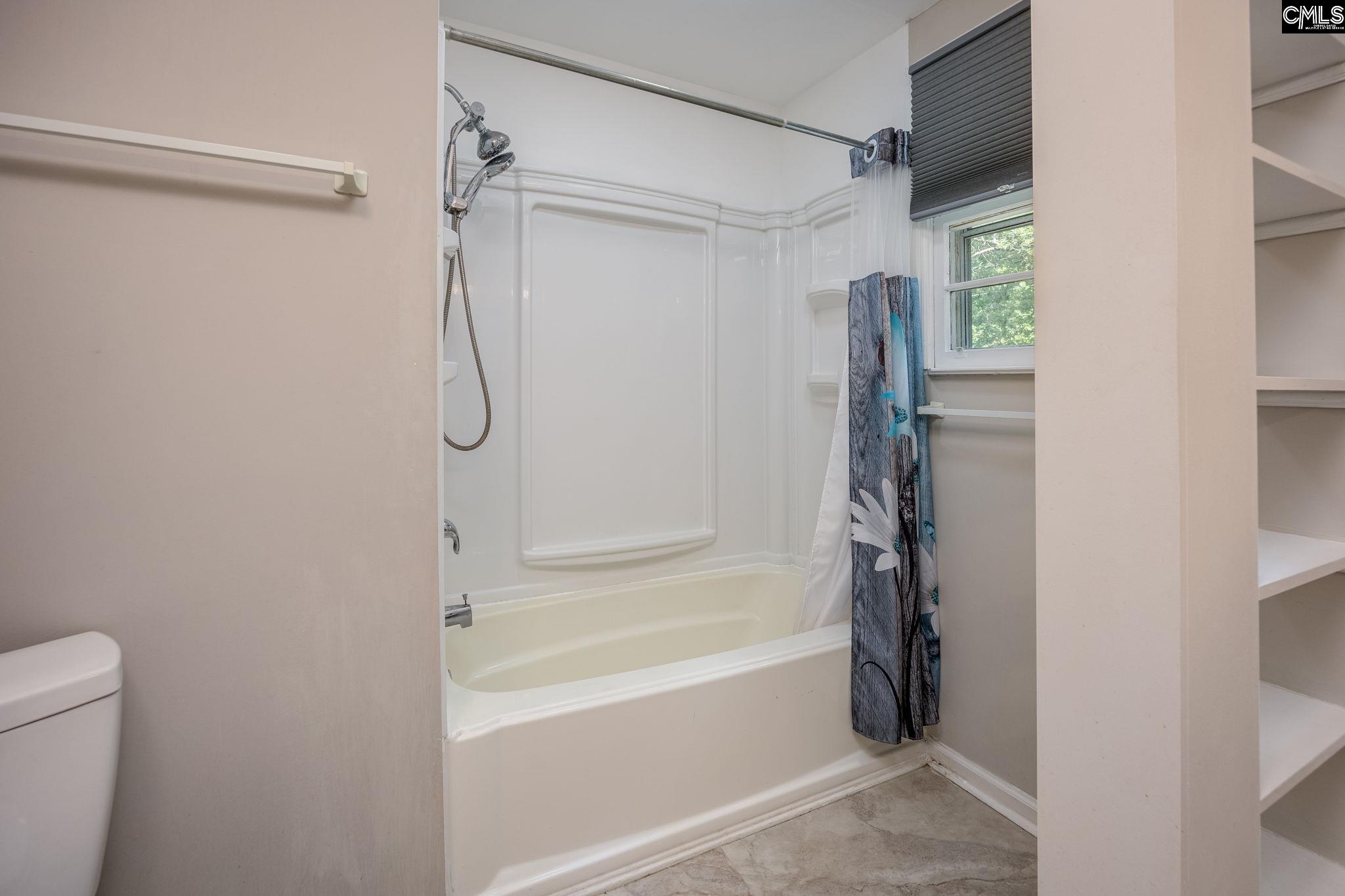 1421 Woodlawn Avenue Columbia, SC 29209-1432
