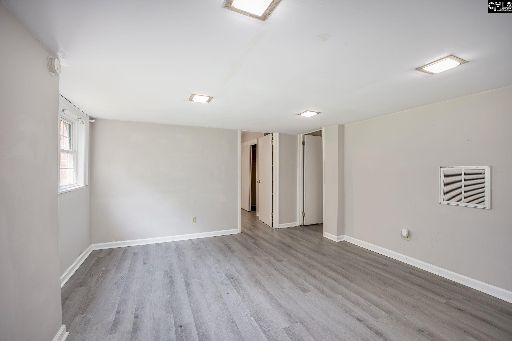 1421 Woodlawn Avenue Columbia, SC 29209-1432