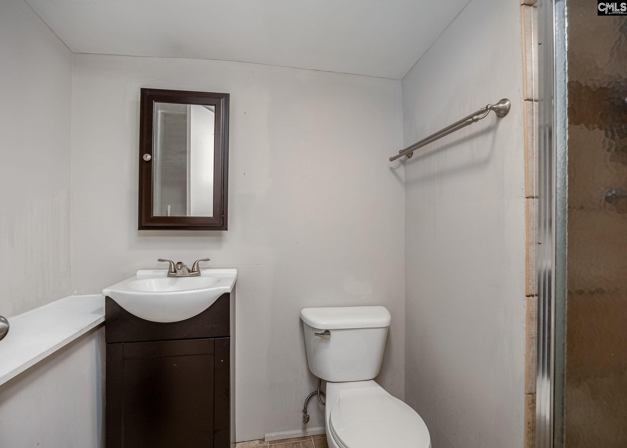 1421 Woodlawn Avenue Columbia, SC 29209-1432