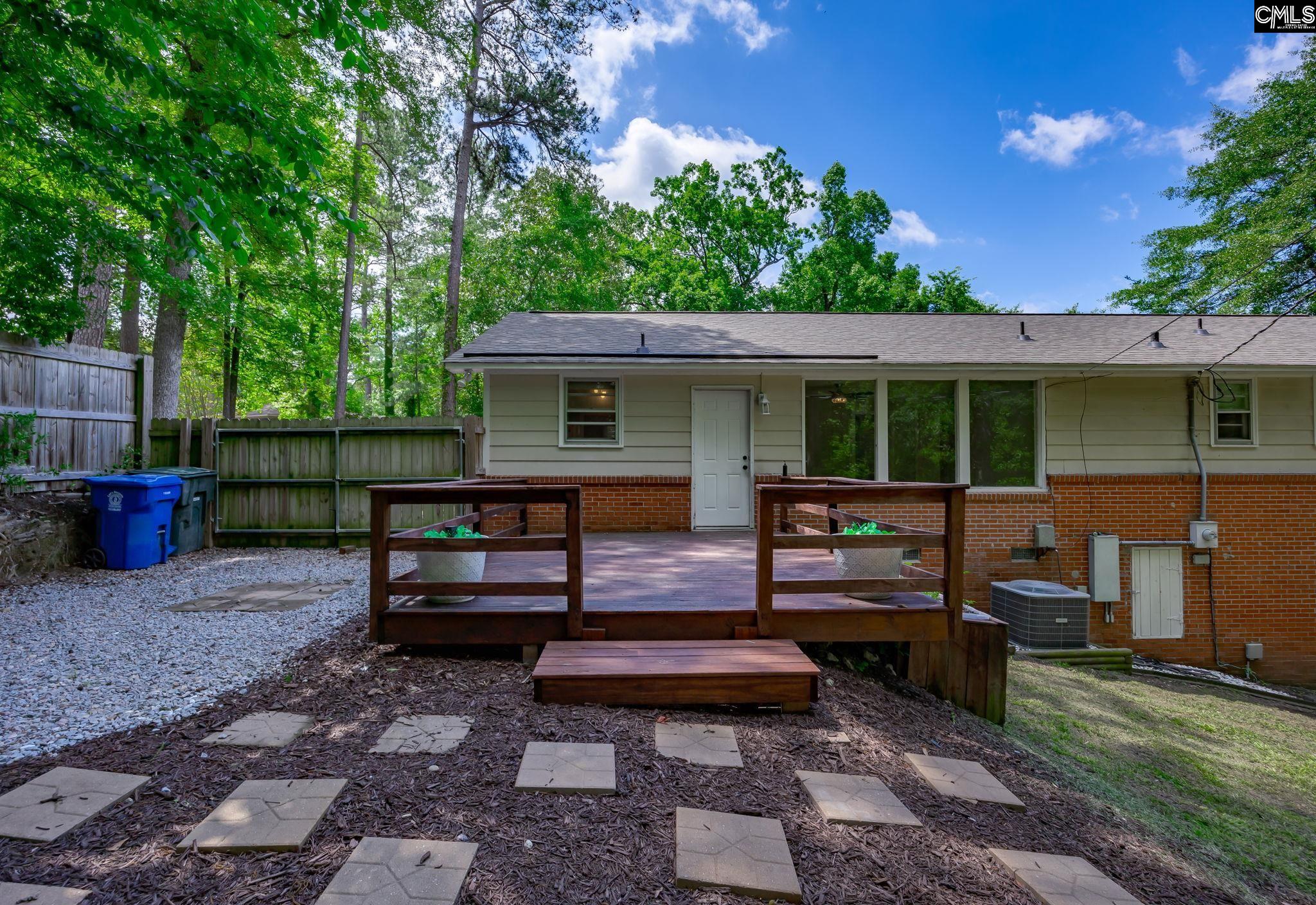 1421 Woodlawn Avenue Columbia, SC 29209-1432