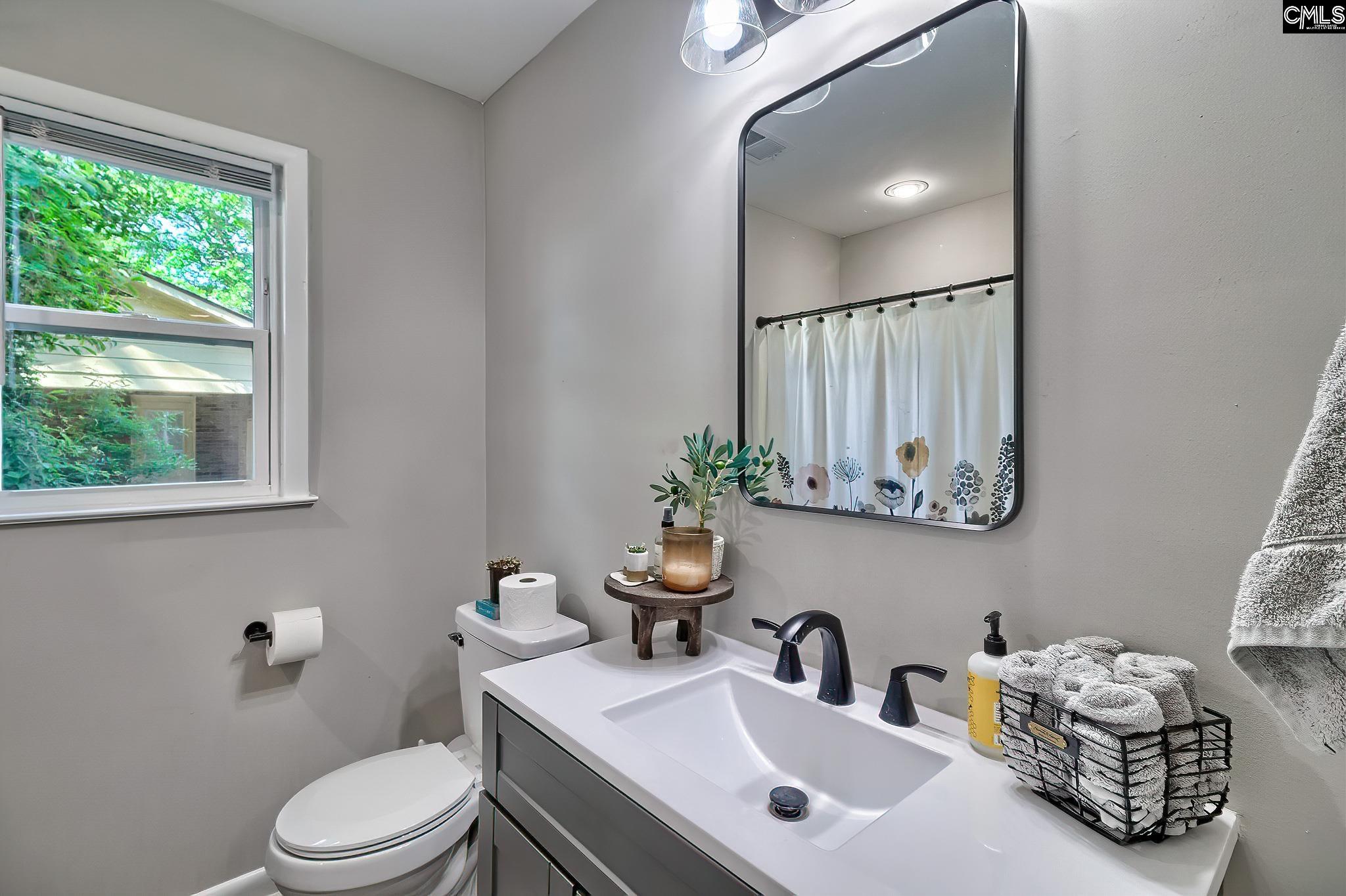 813 Fairwood Drive Columbia, SC 29209