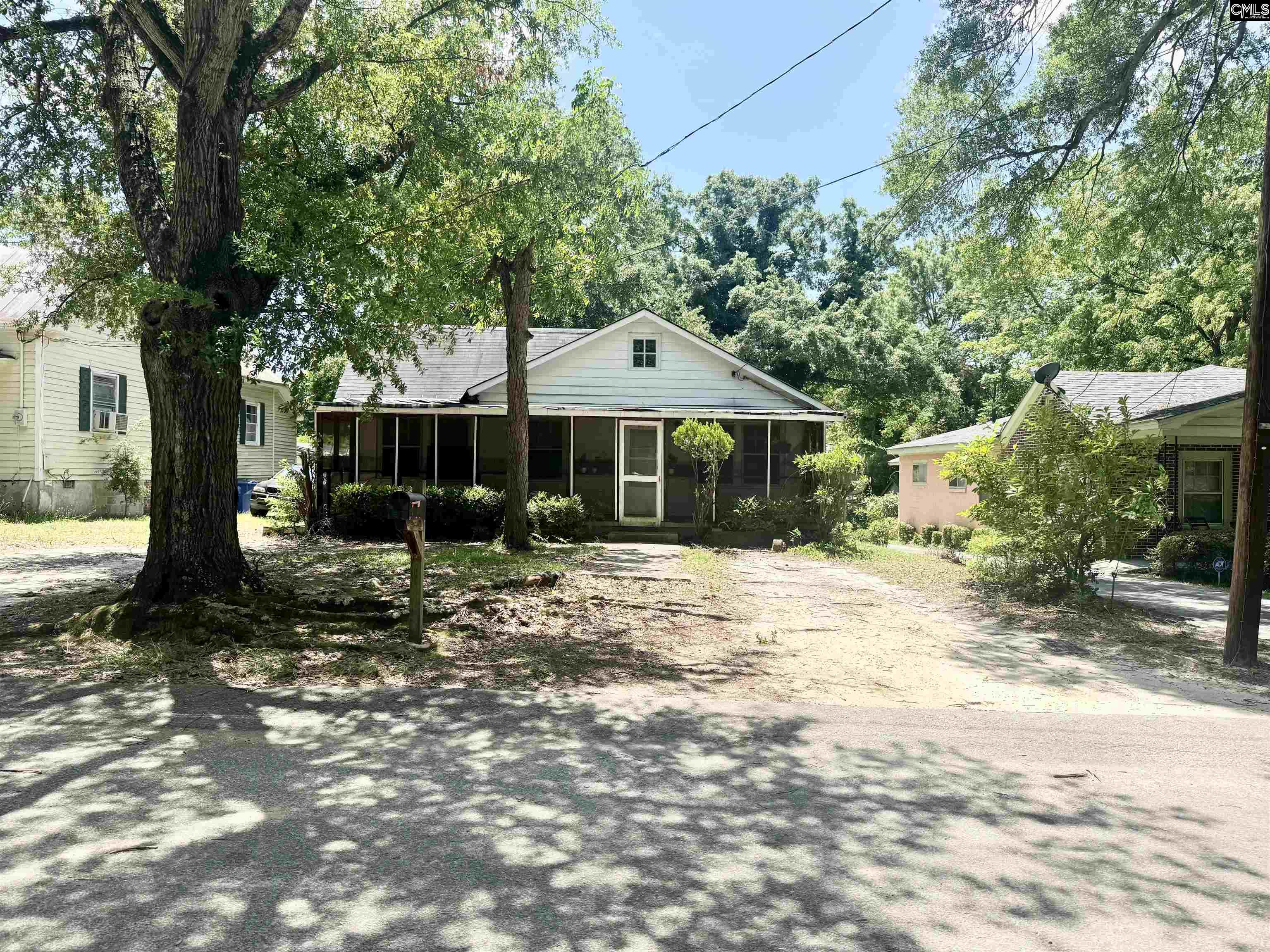 2618 Orangeburg Street Columbia, SC 29204