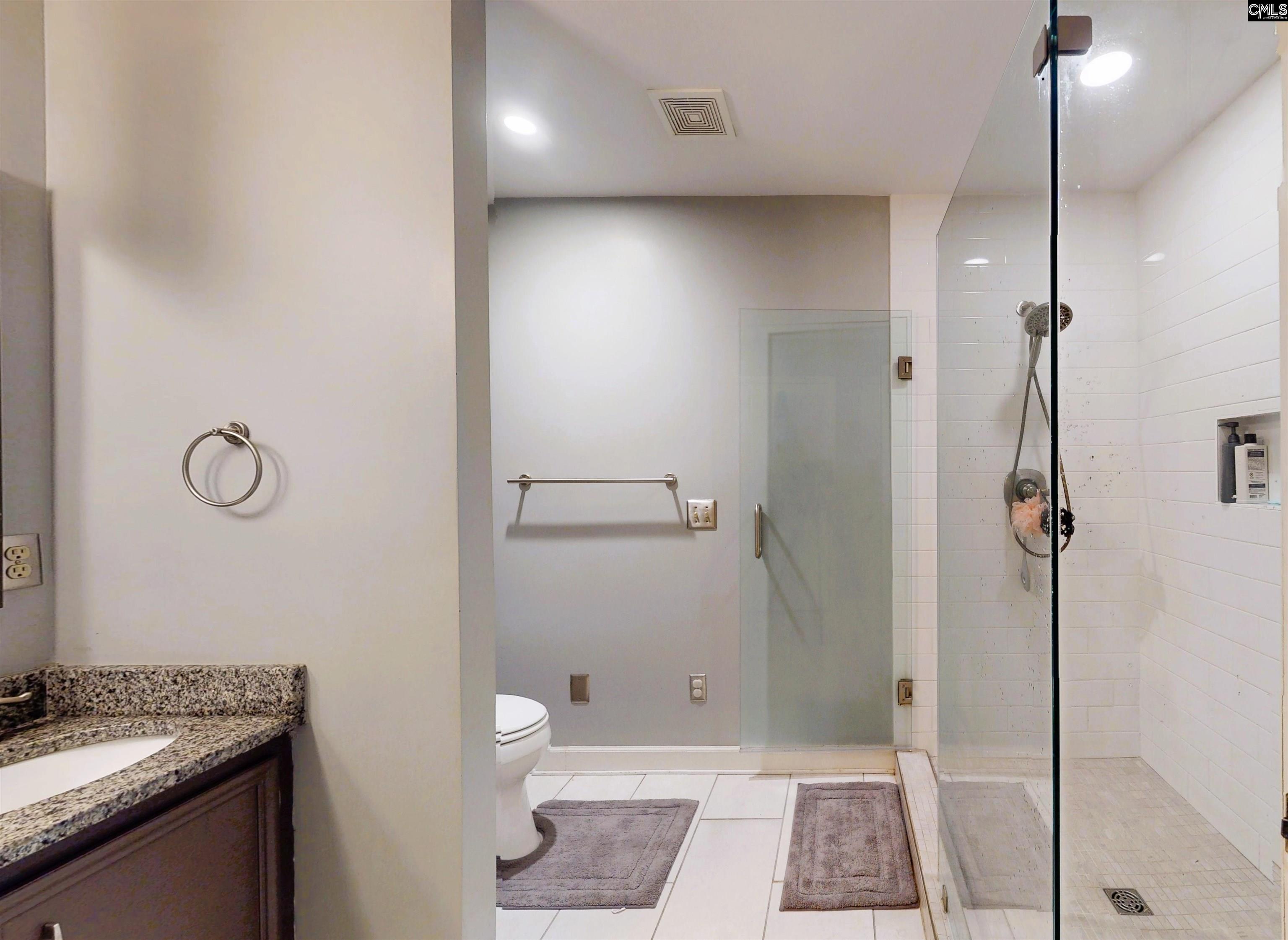 2220 Quail Hollow Court West Columbia, SC 29169