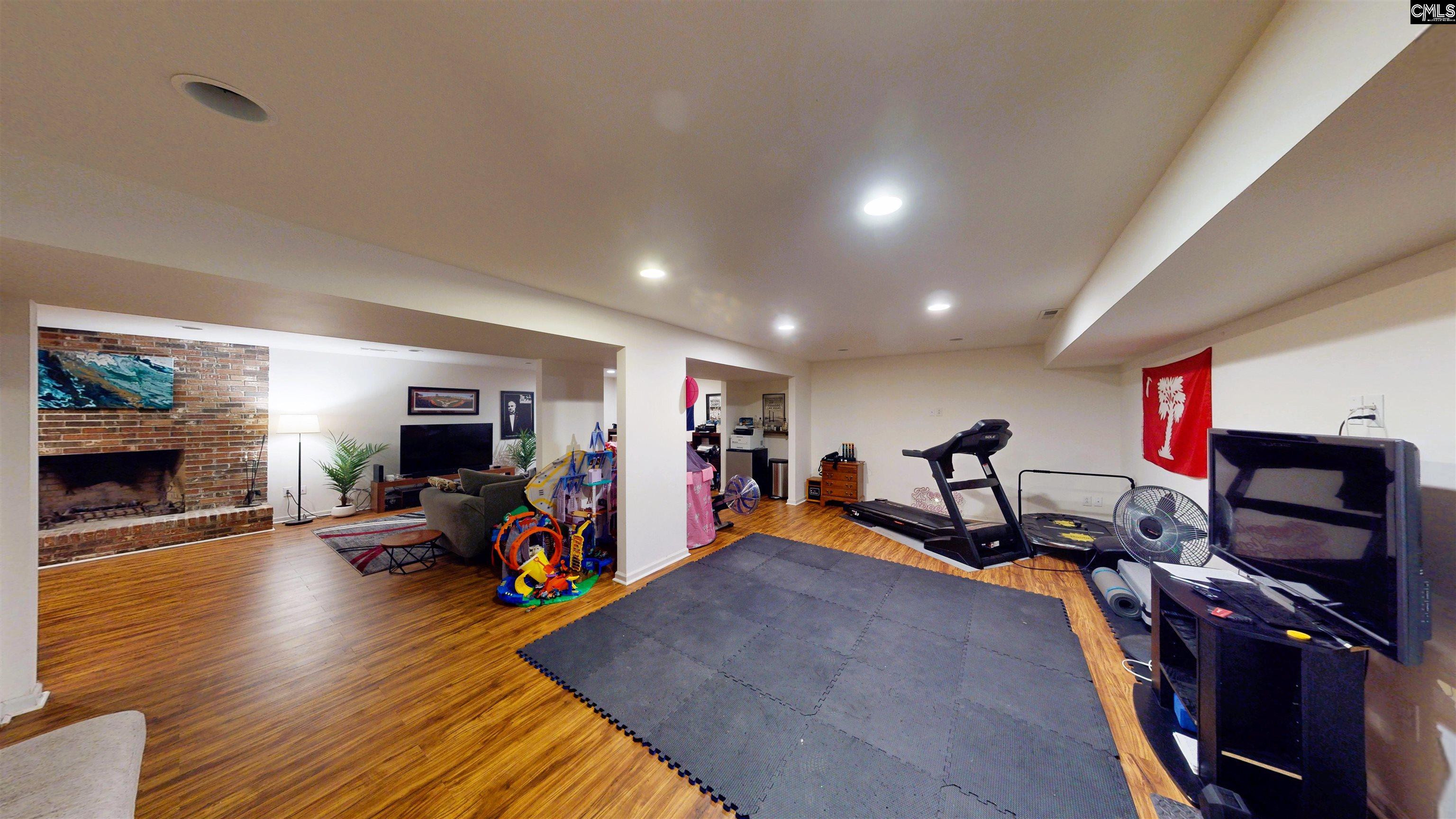 2220 Quail Hollow Court West Columbia, SC 29169