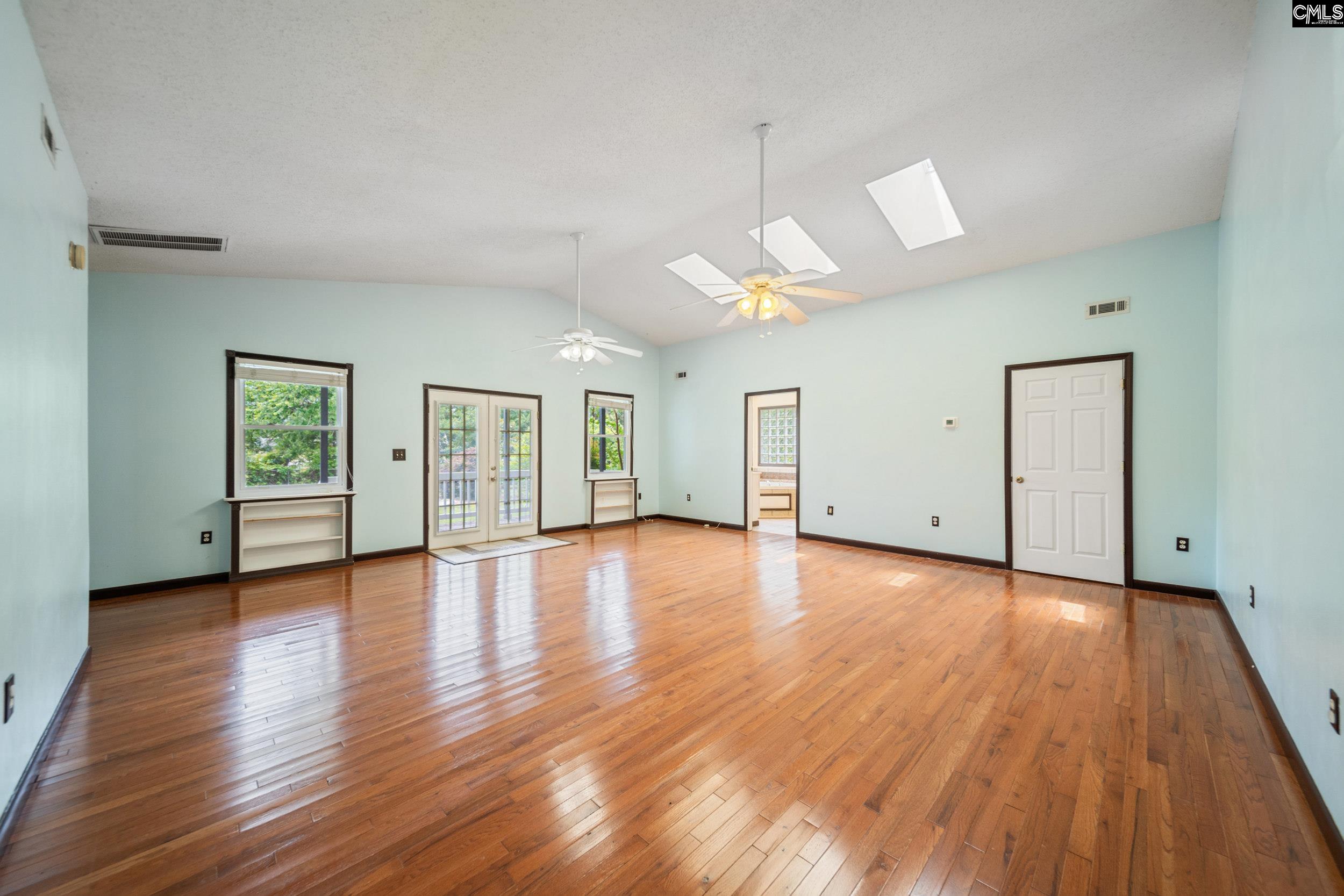 108 Commonwealth Court Lexington, SC 29073