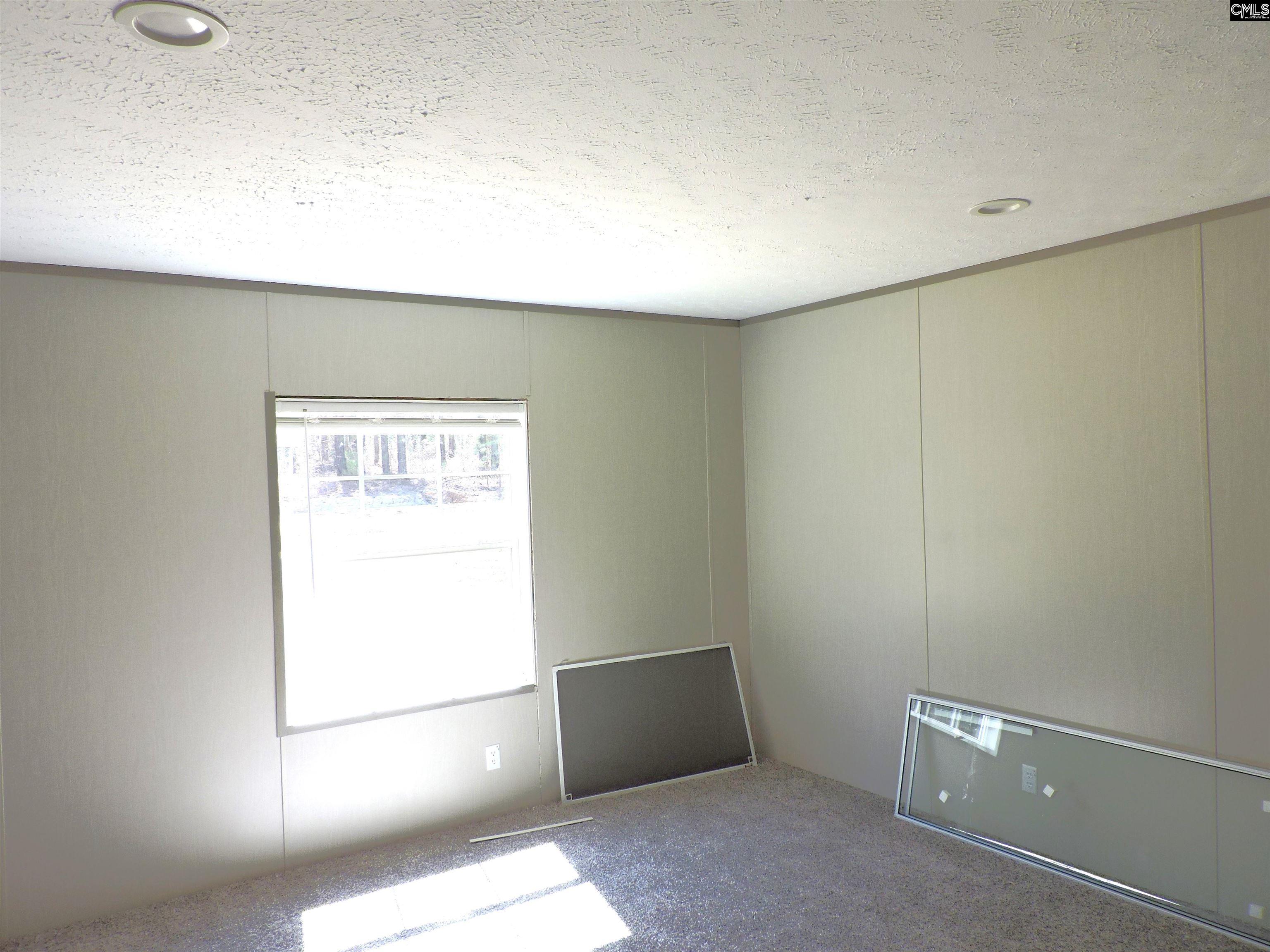 812 White Pond Road Williston, SC 29853