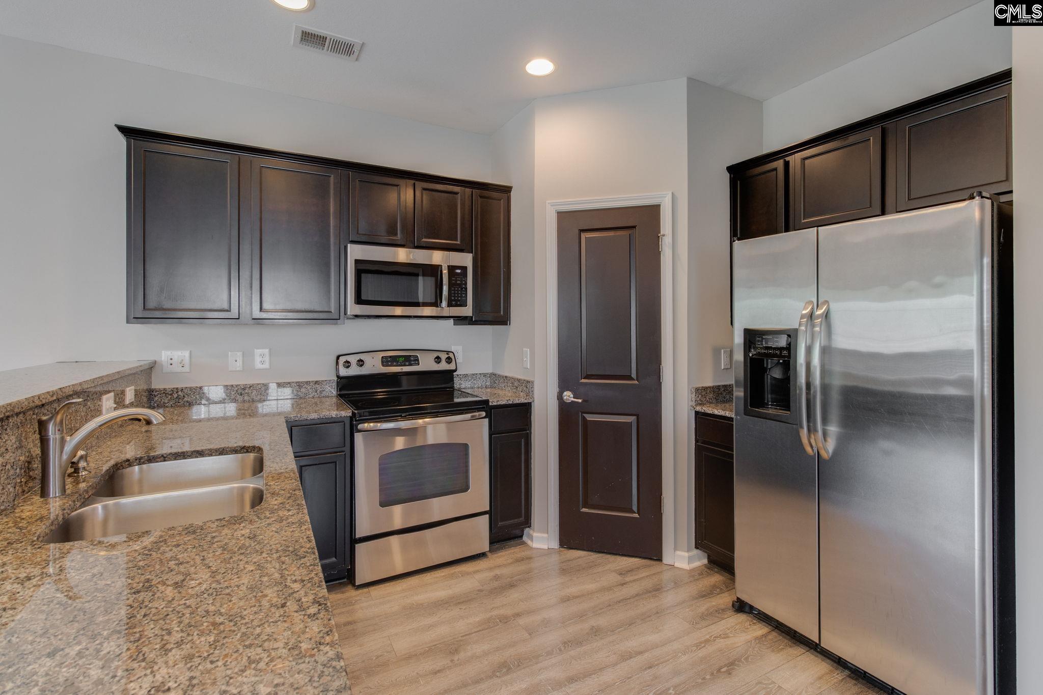 301 Chestnut Oak Court, West Columbia, South Carolina image 6