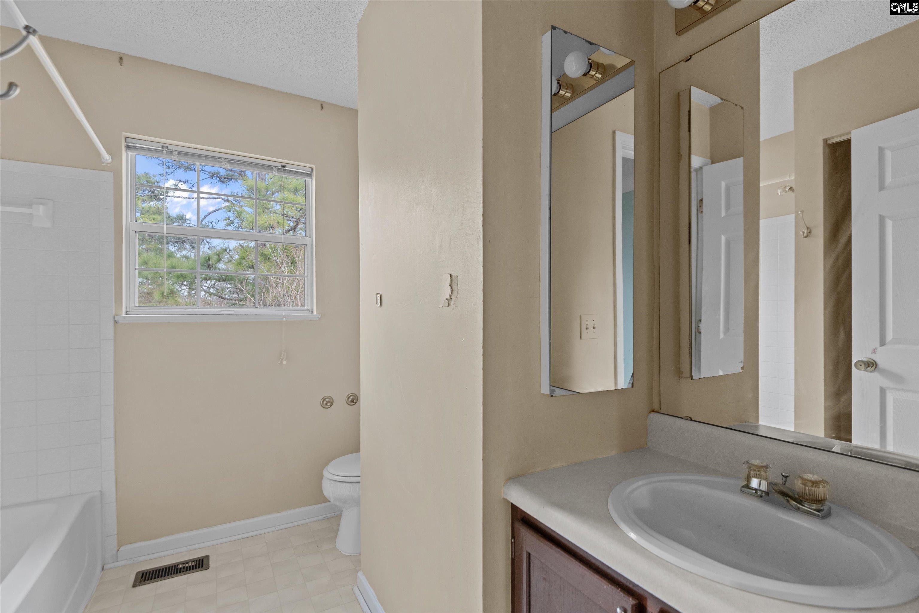2 Berry Ridge Court Columbia, SC 29229