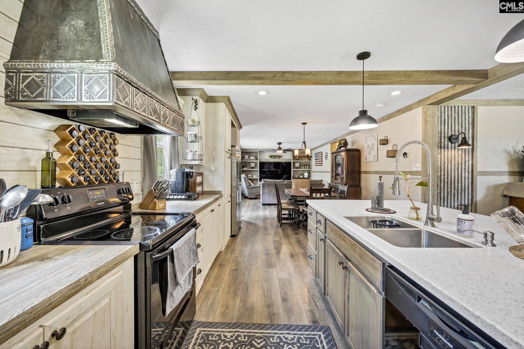 113 Maplewood Drive Lexington, SC 29073