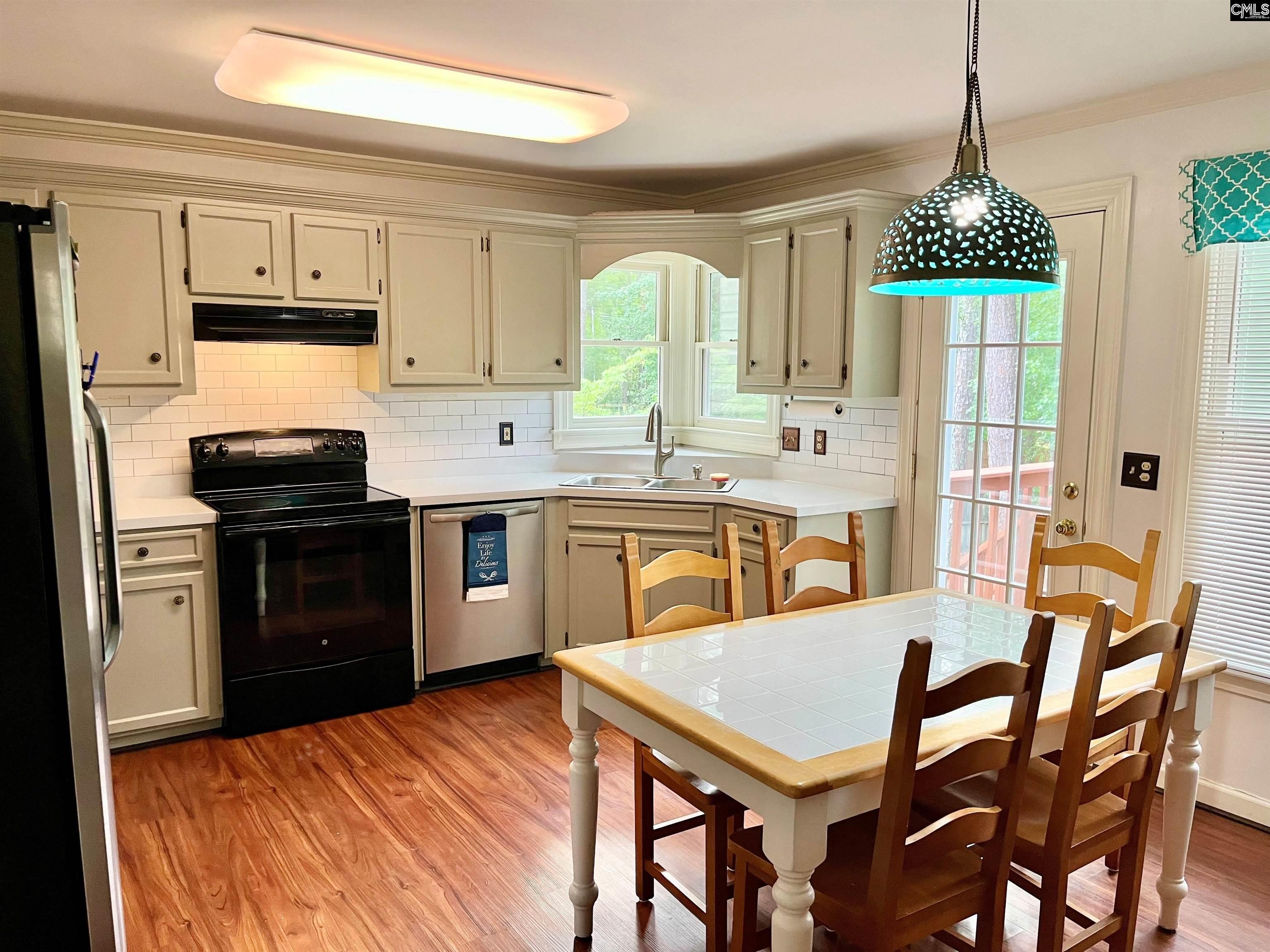 144 Brook Hollow Drive Columbia, SC 29229-8810