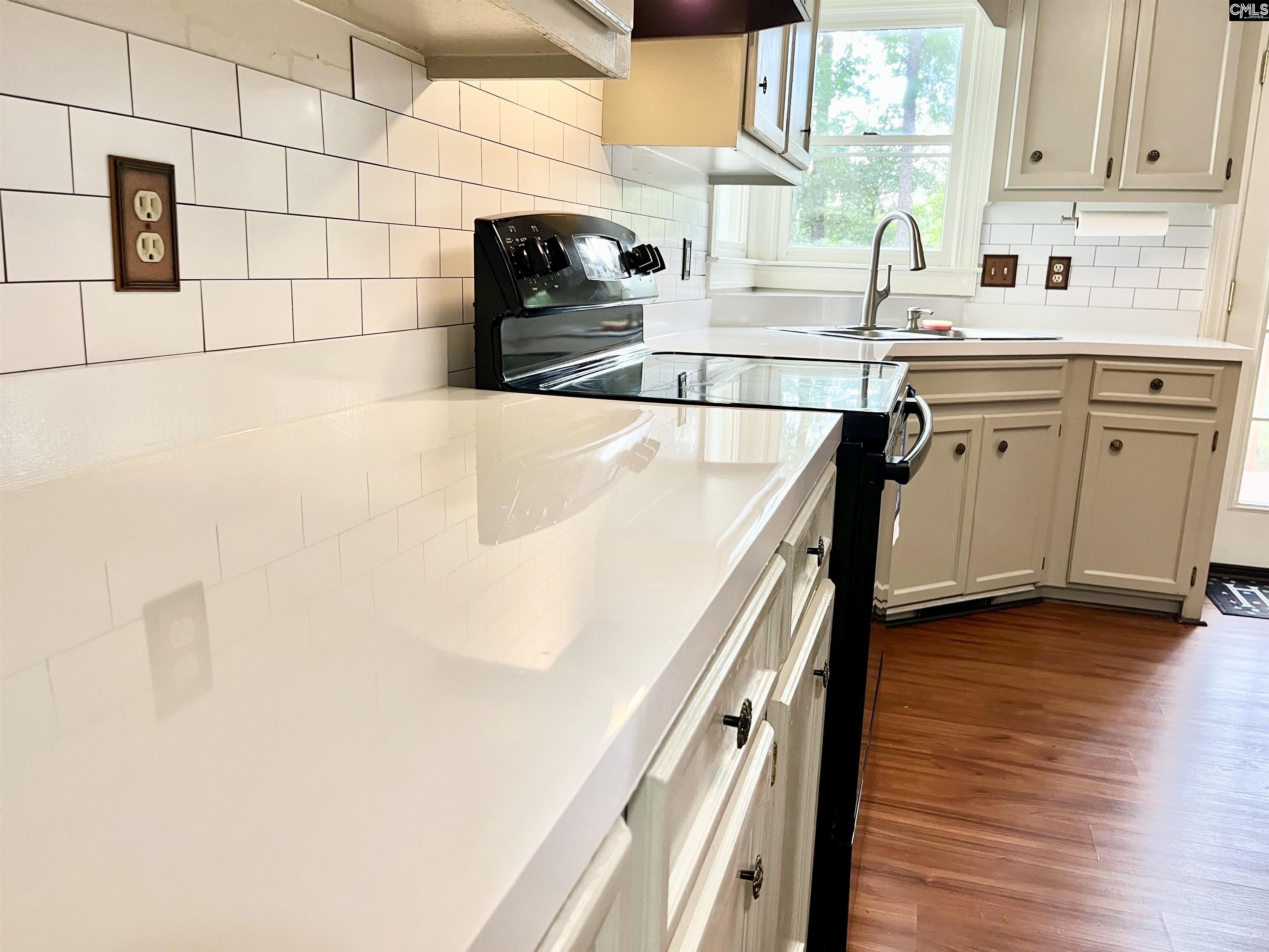 144 Brook Hollow Drive Columbia, SC 29229-8810